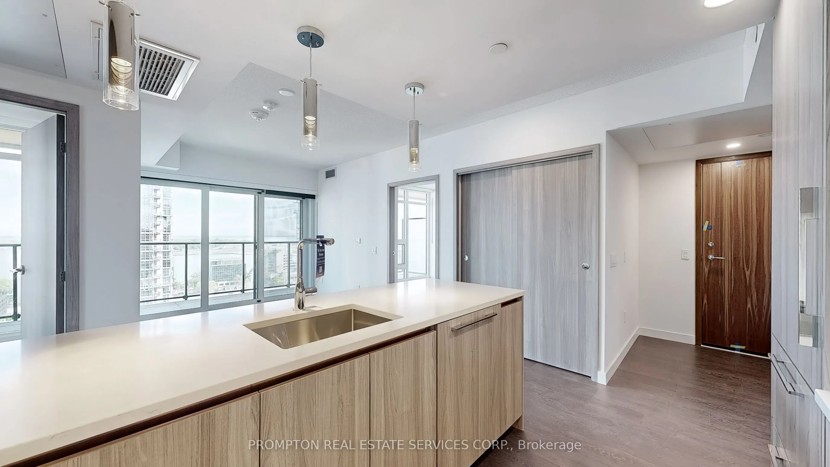 3 Concord Cityplace Way, #3810