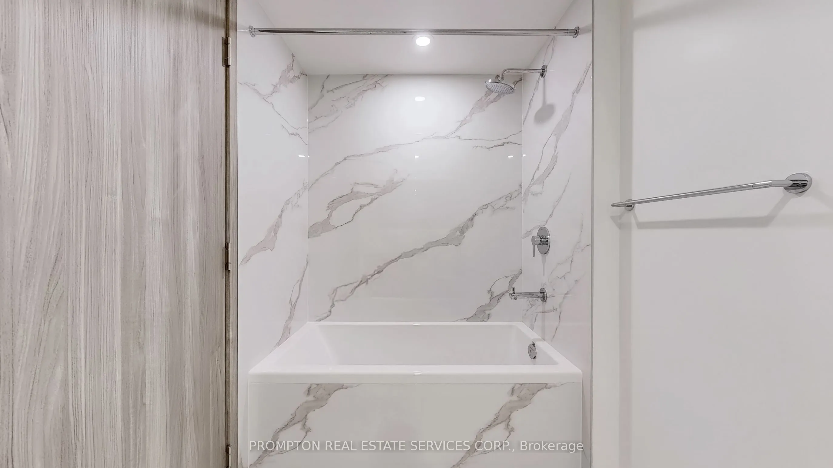 3 Concord Cityplace Way, #3810