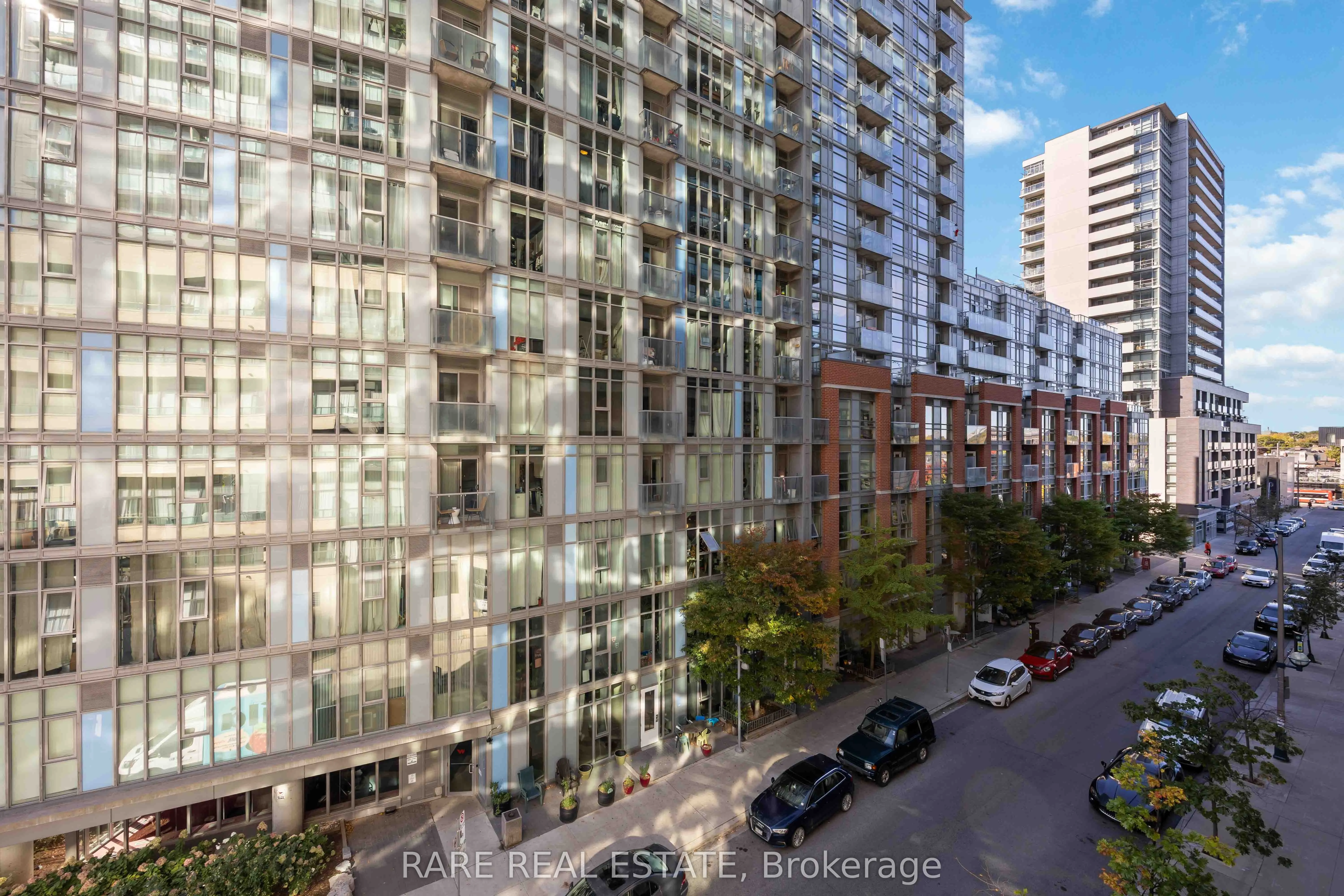 36 Lisgar Street, #519W