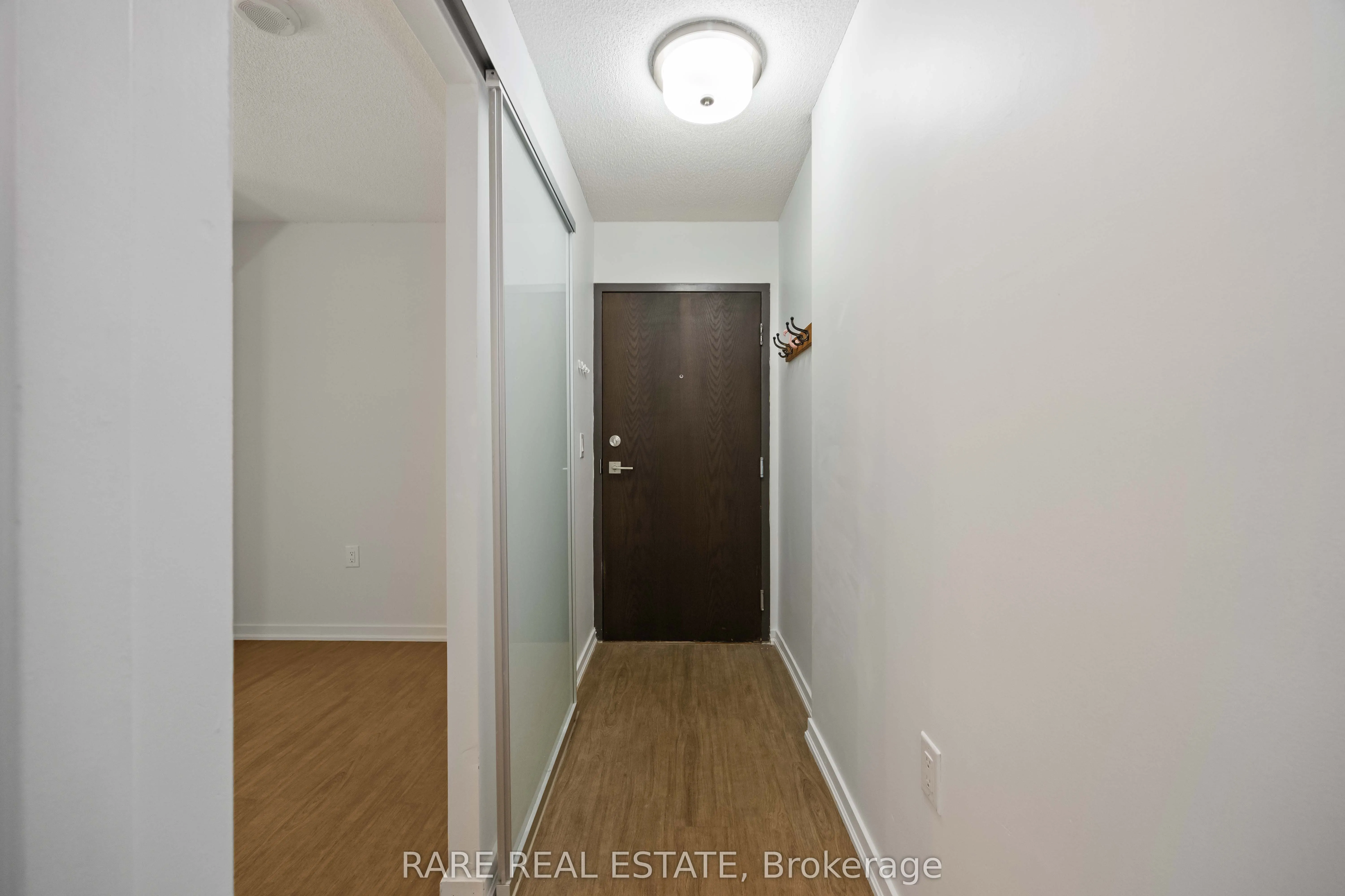 36 Lisgar Street, #519W