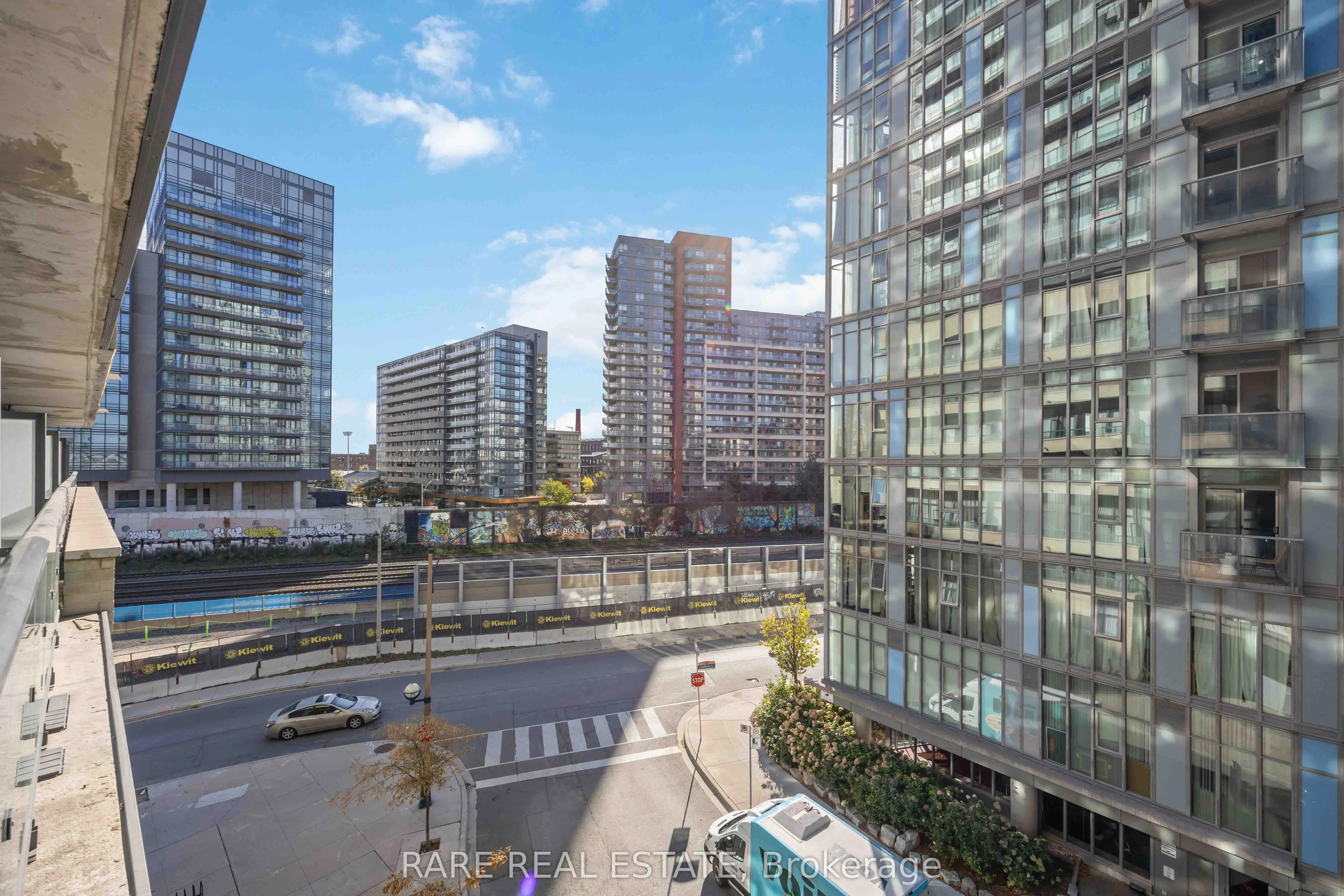 36 Lisgar Street, #519W