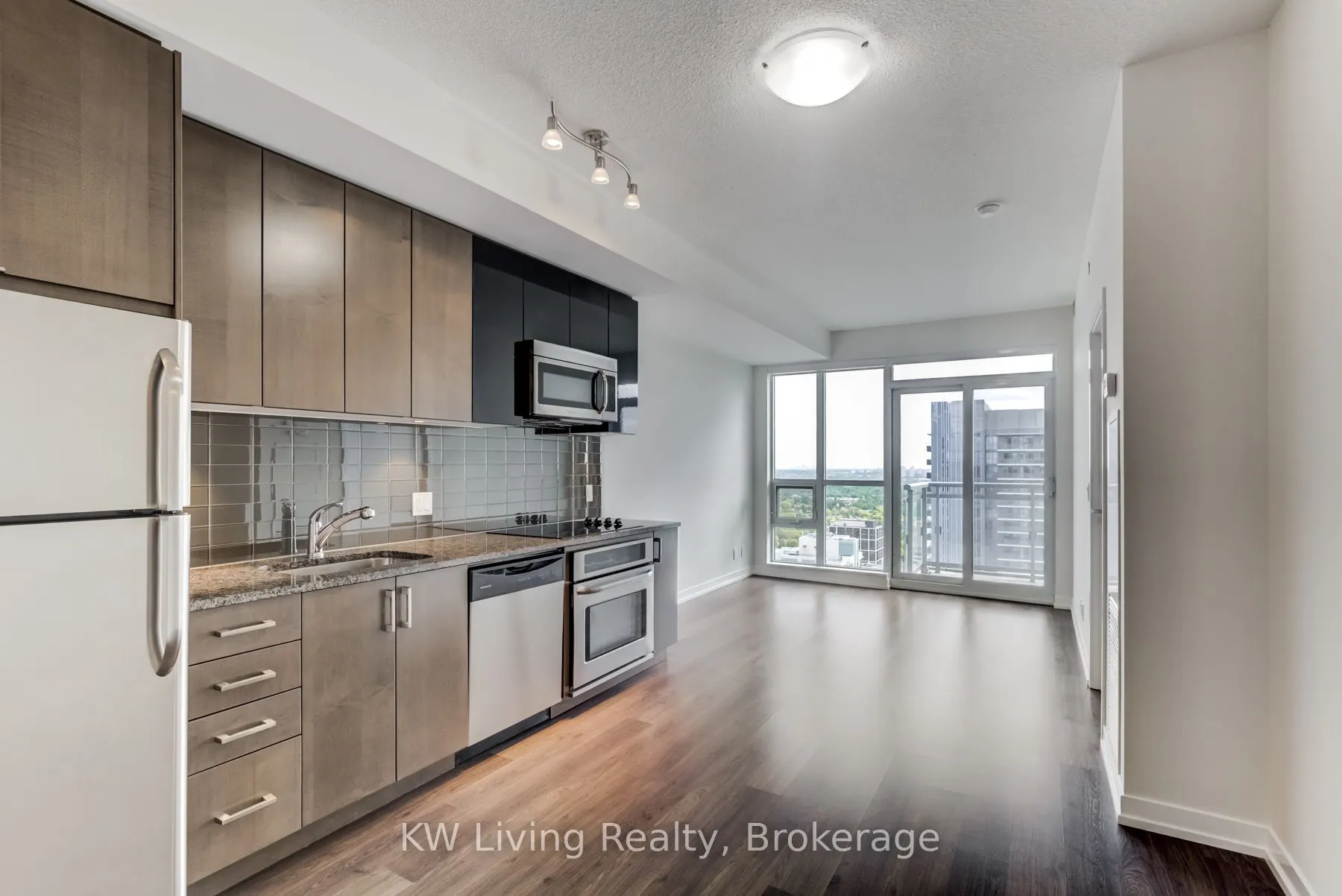 98 Lillian Street, #2916