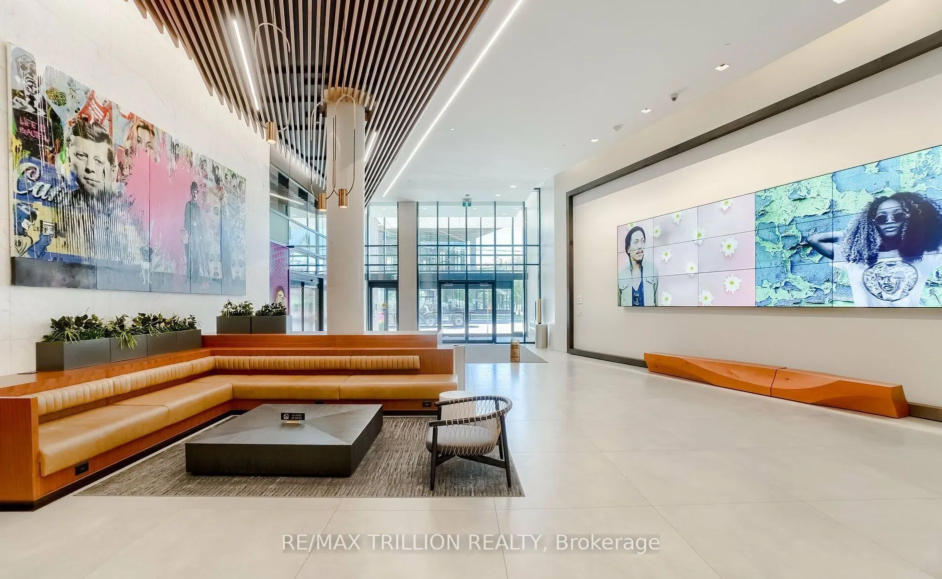 130 Queens Quay E, #514