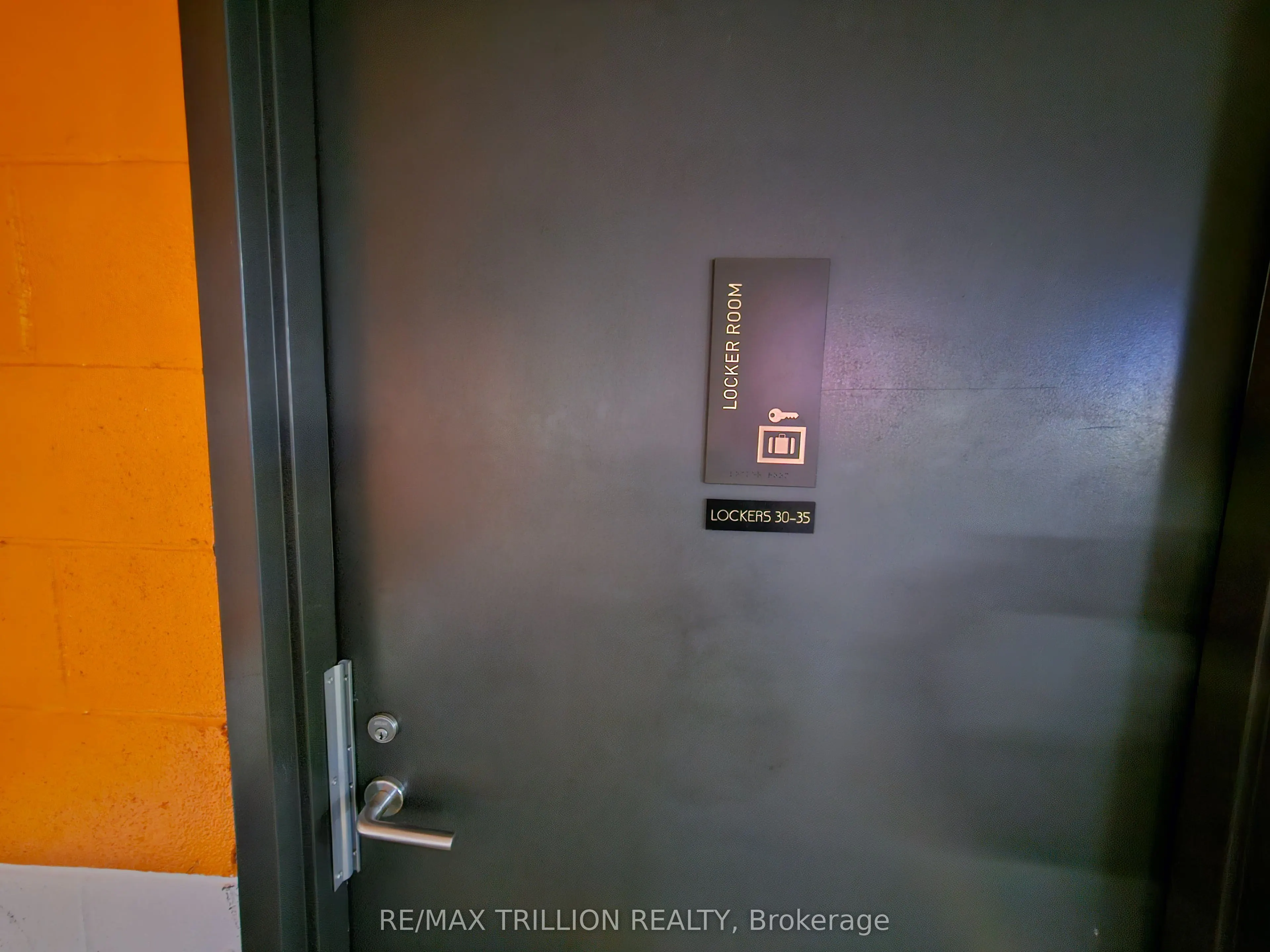 130 Queens Quay E, #514