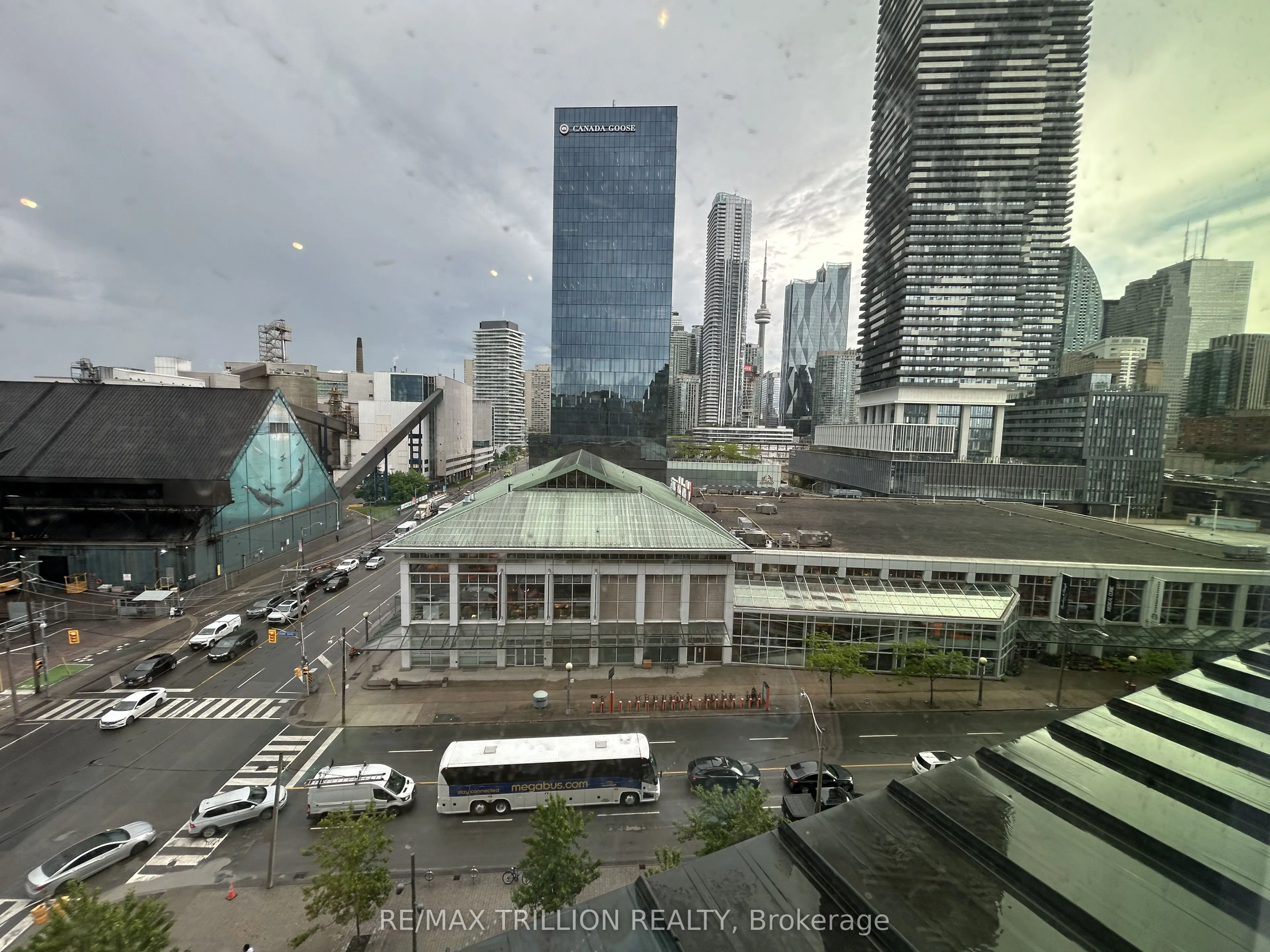 130 Queens Quay E, #514