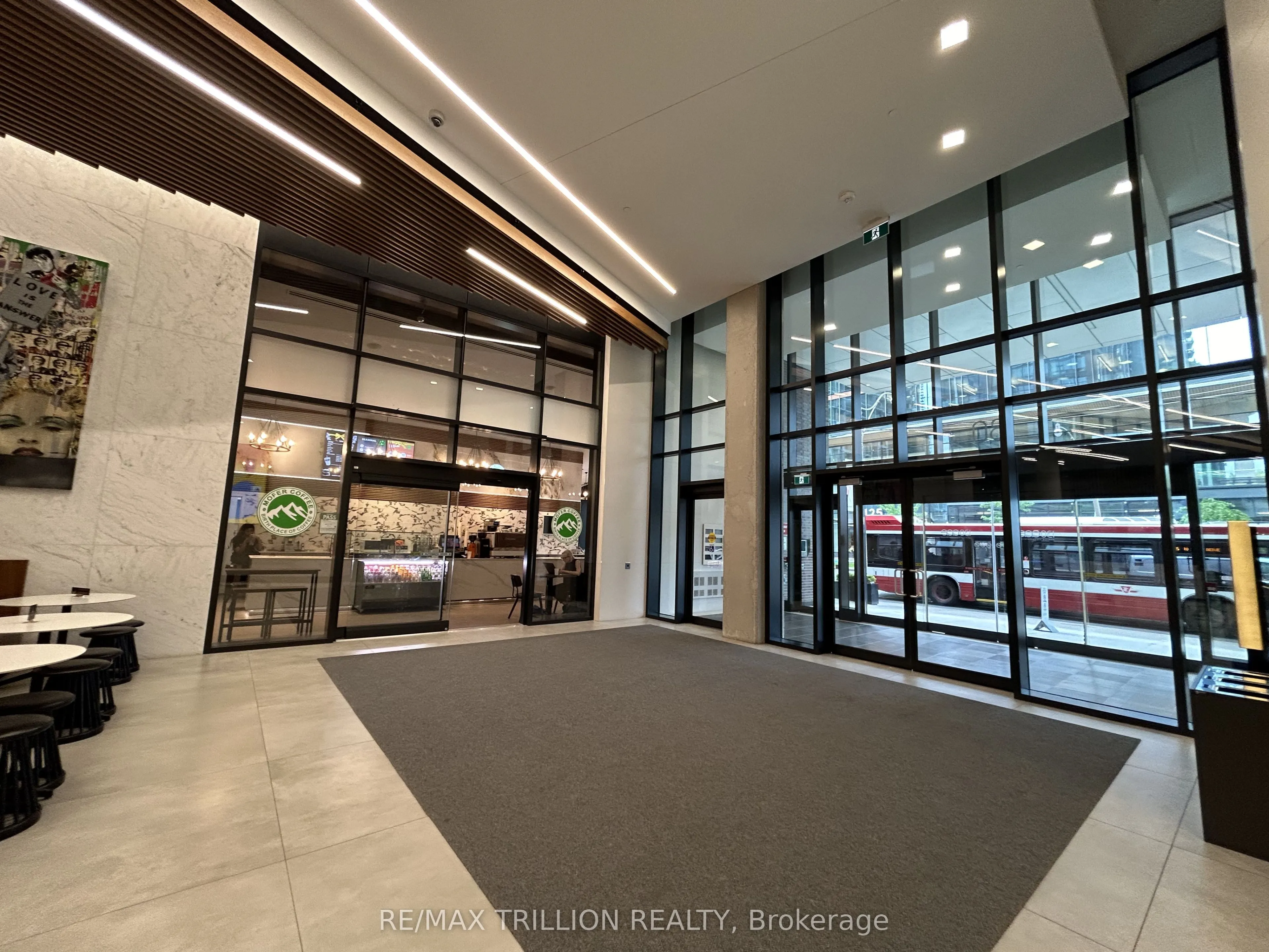 130 Queens Quay E, #514