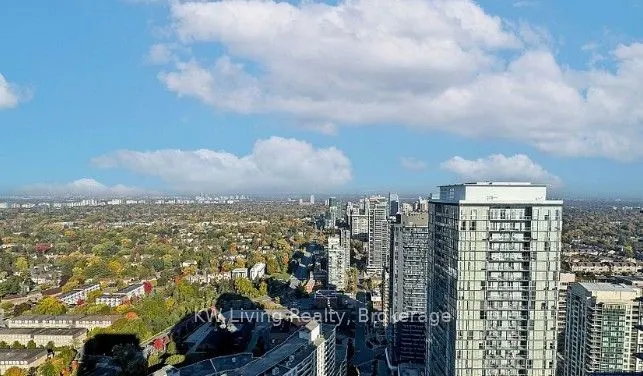 5162 Yonge Street, #PH202