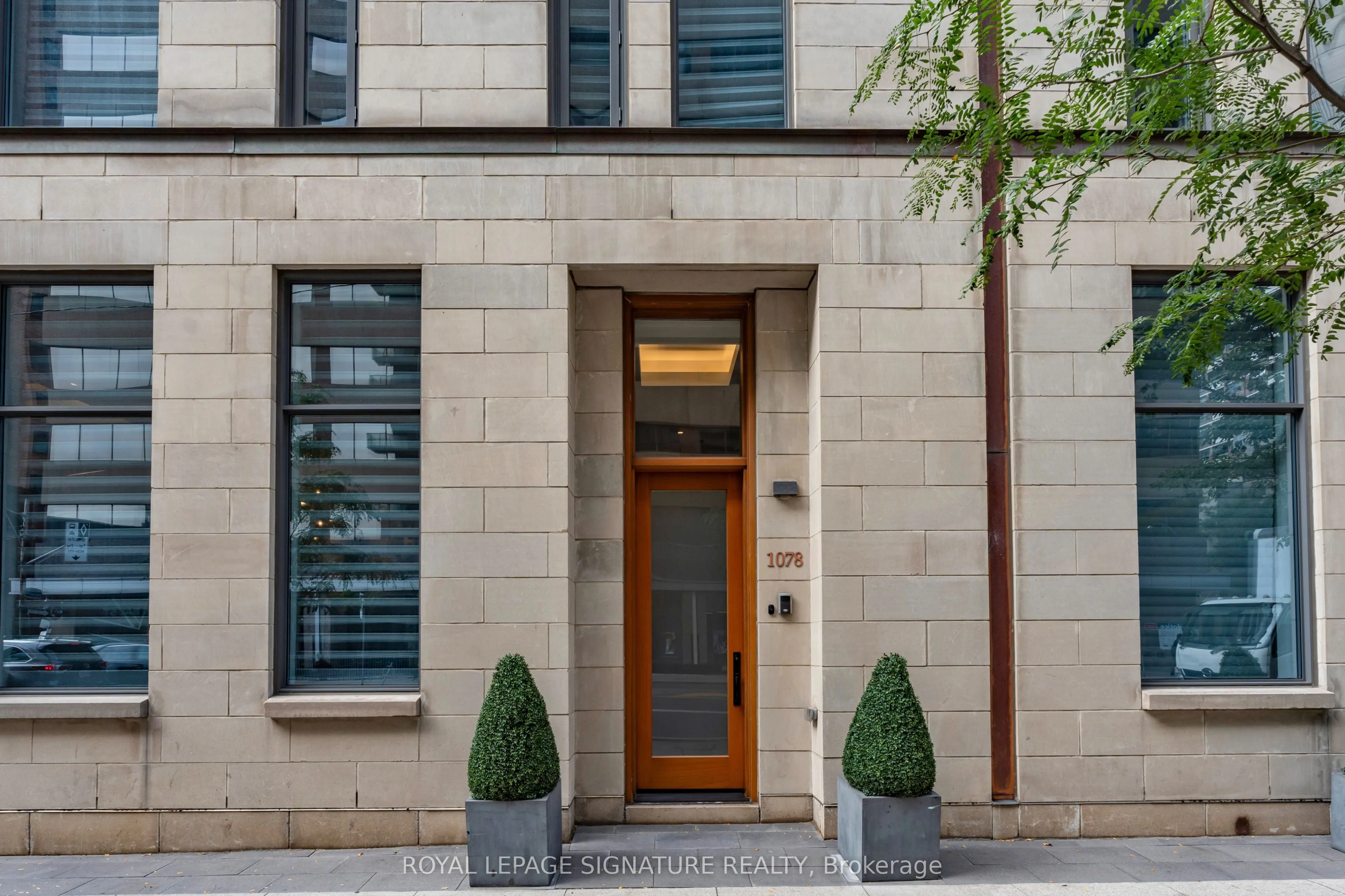 1078 Bay Street, #13