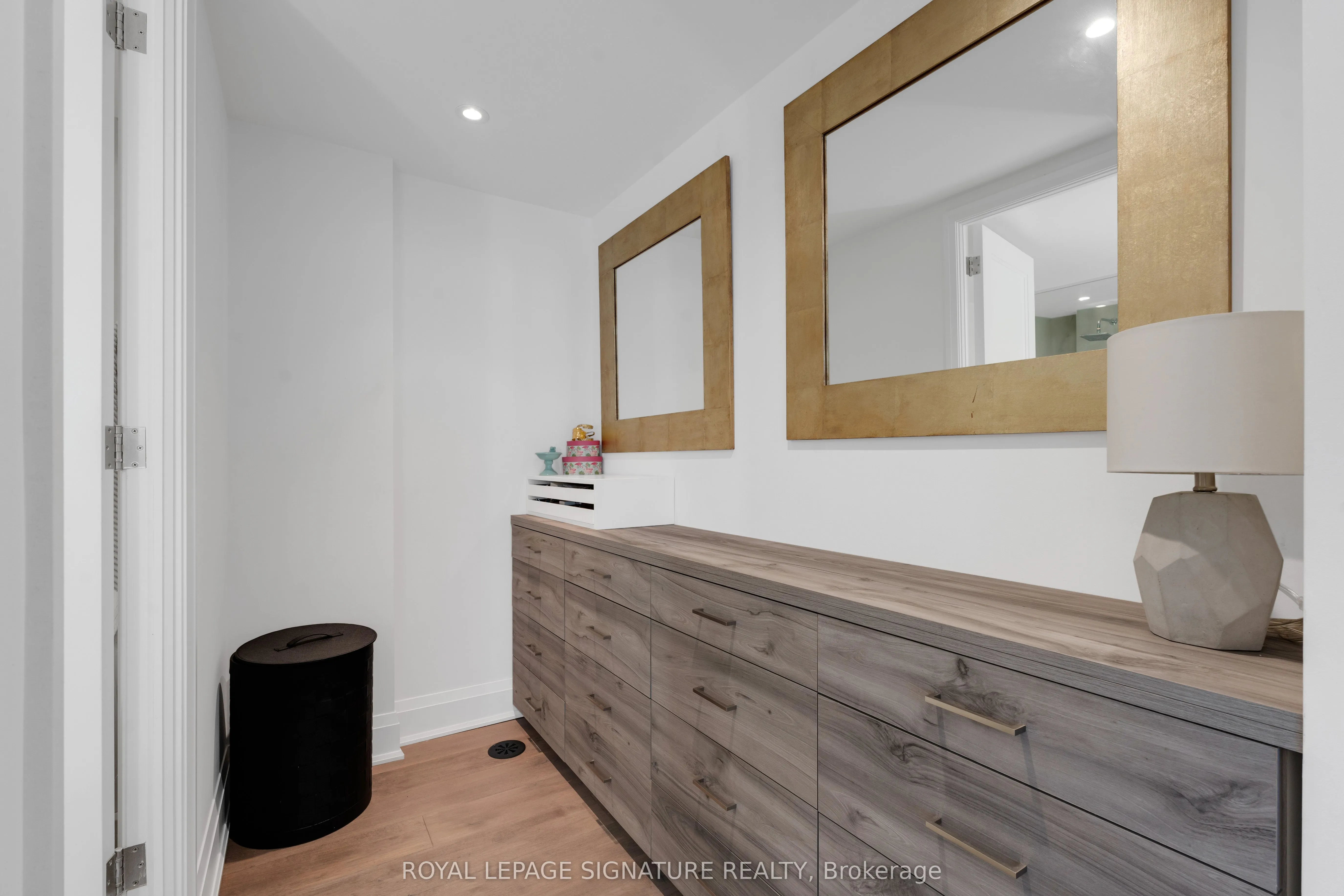1078 Bay Street, #13