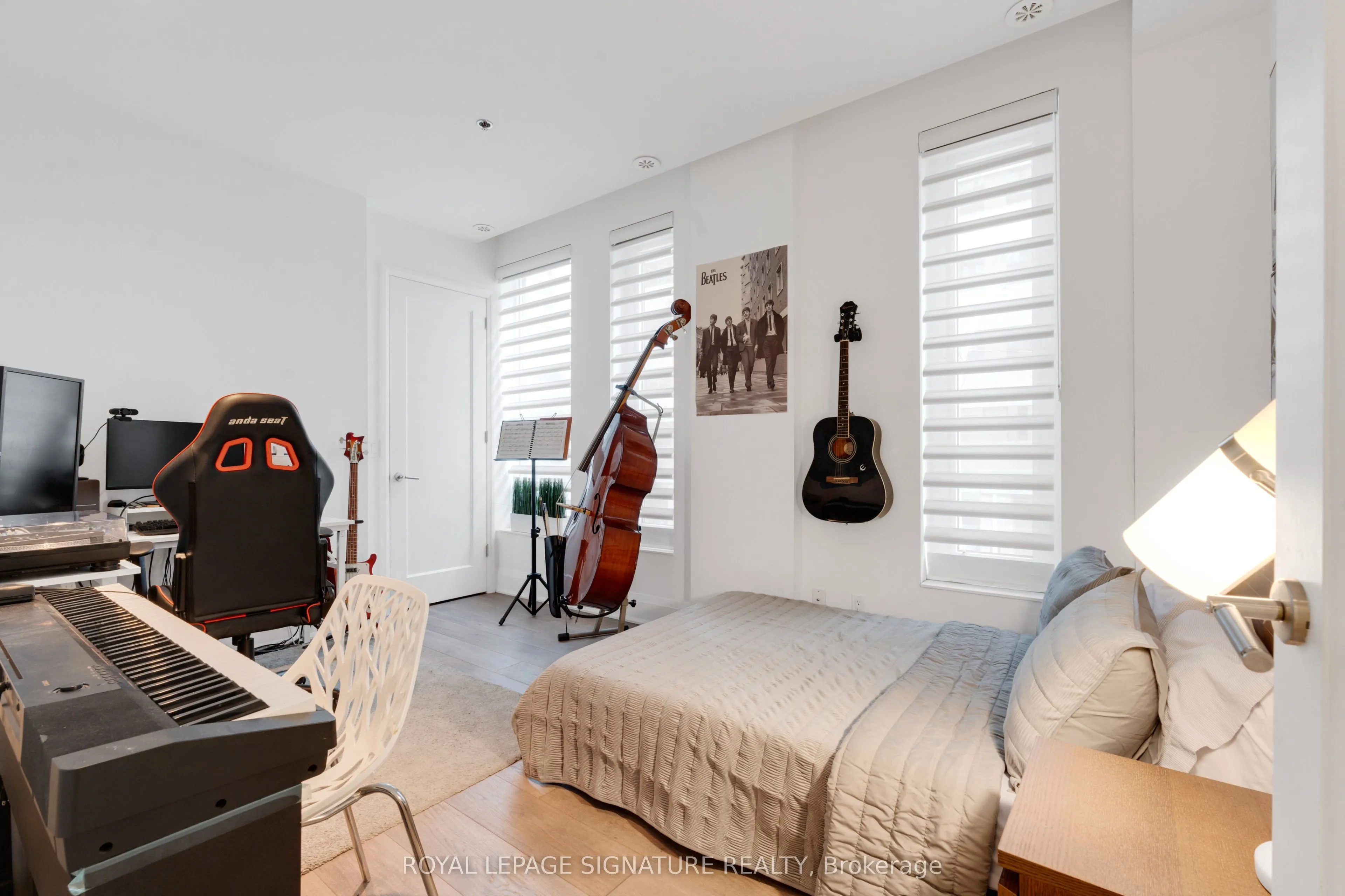 1078 Bay Street, #13