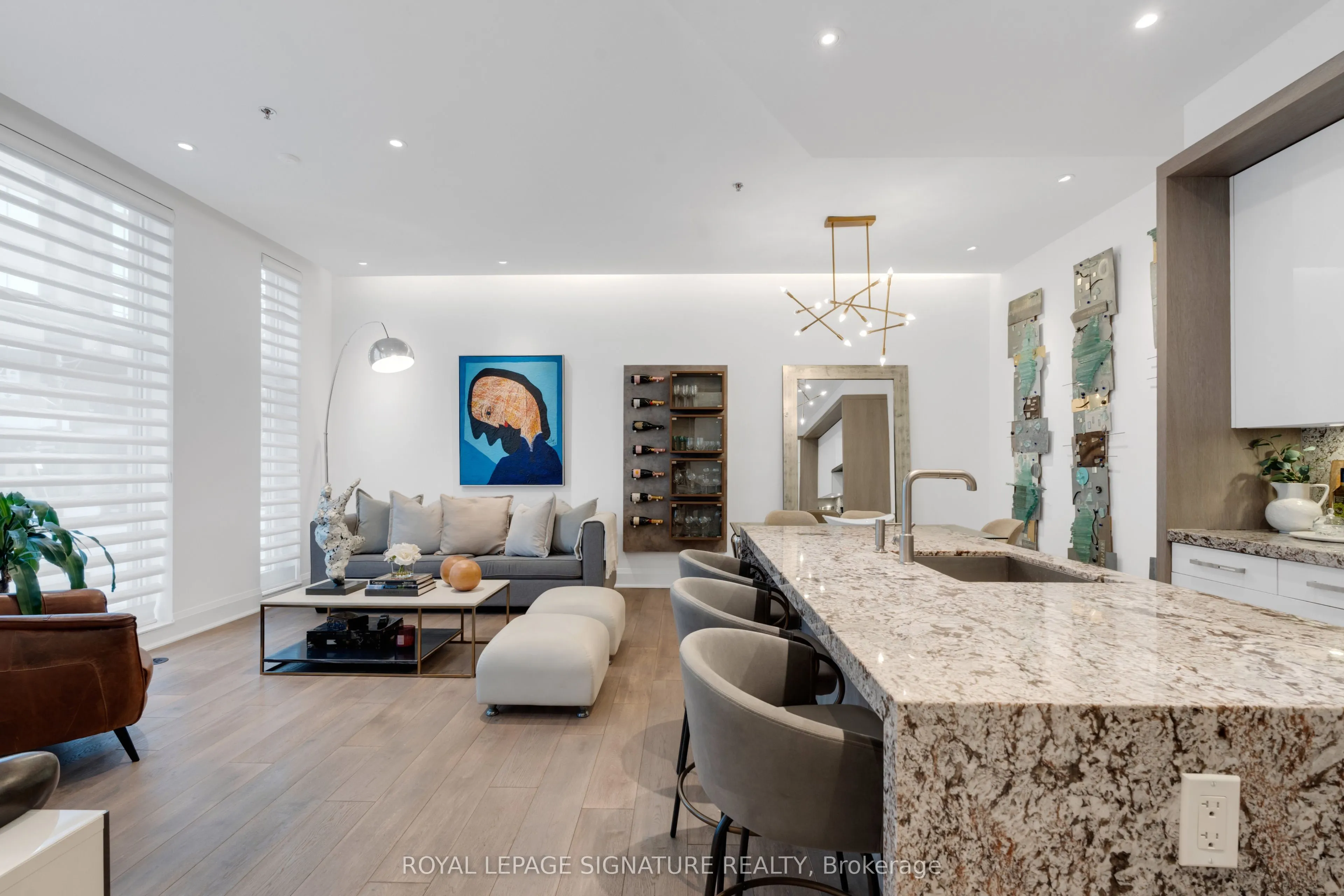 1078 Bay Street, #13