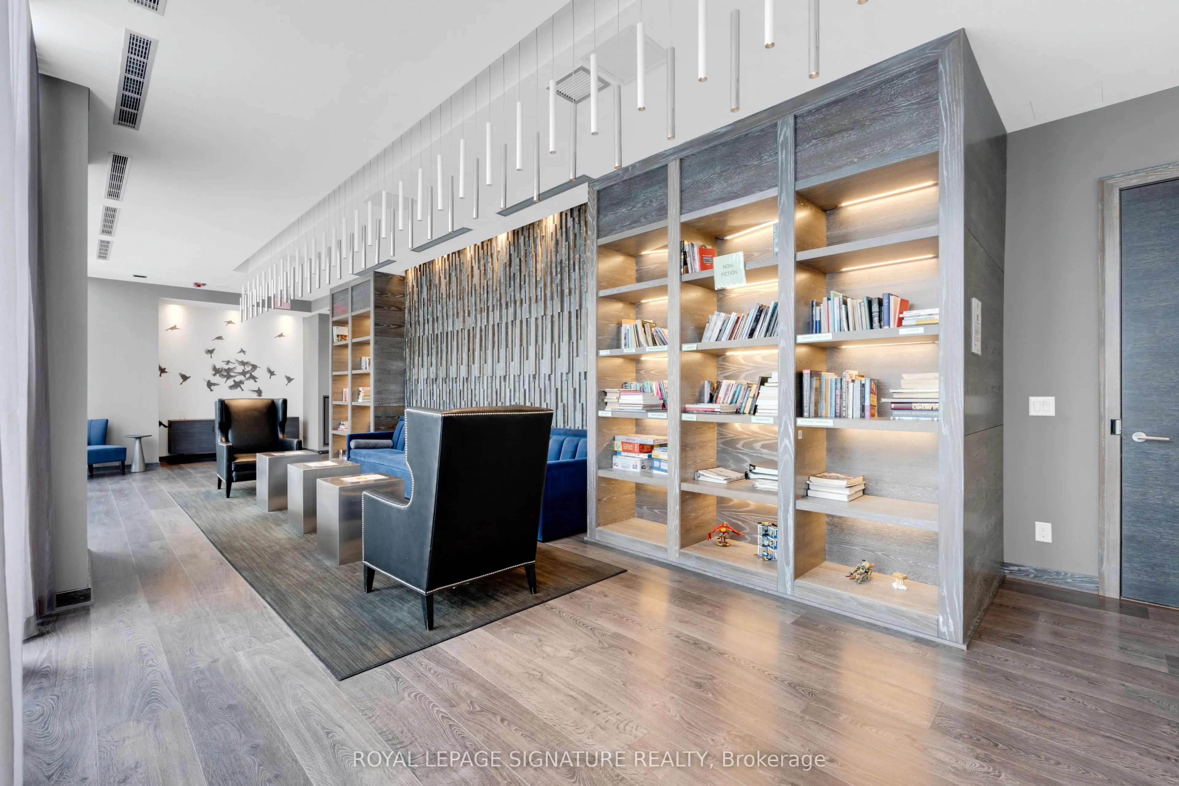 1078 Bay Street, #13