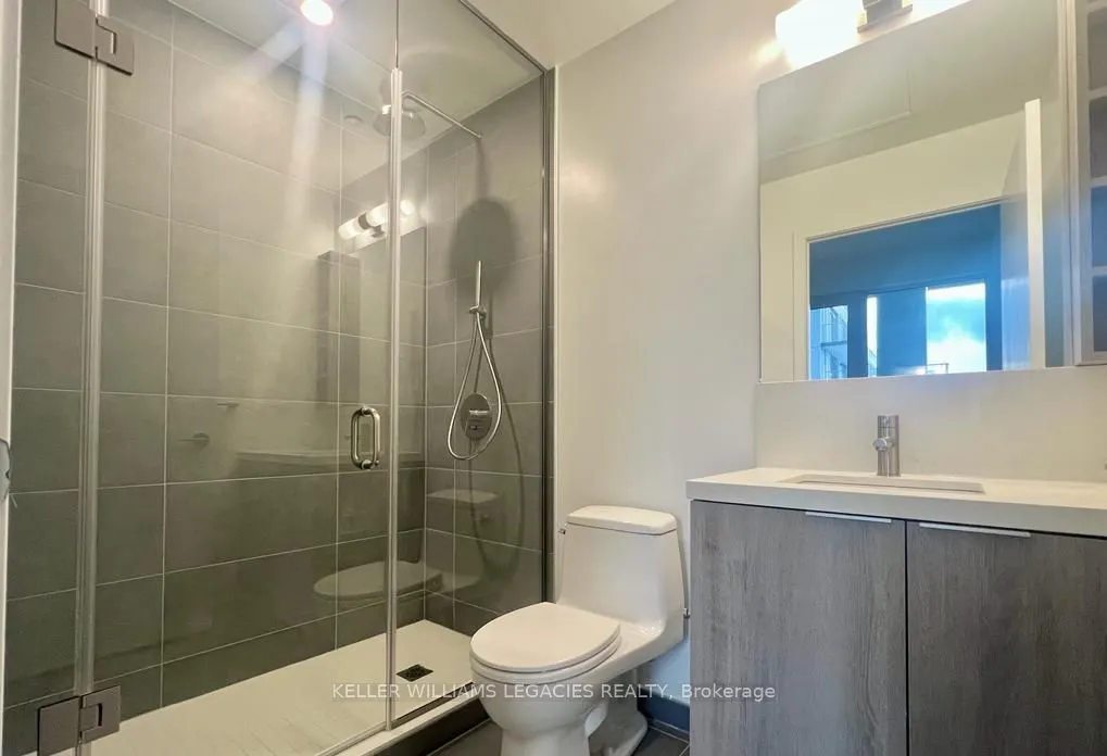 2020 Bathurst Street, #1807