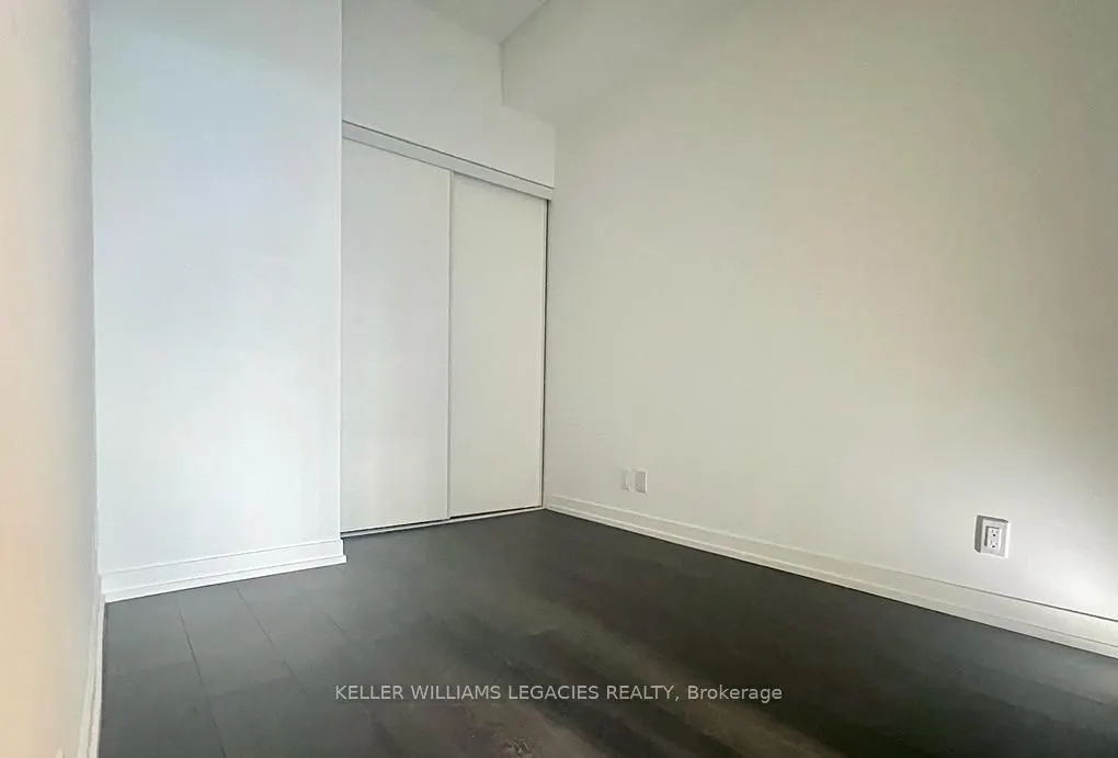 2020 Bathurst Street, #1807