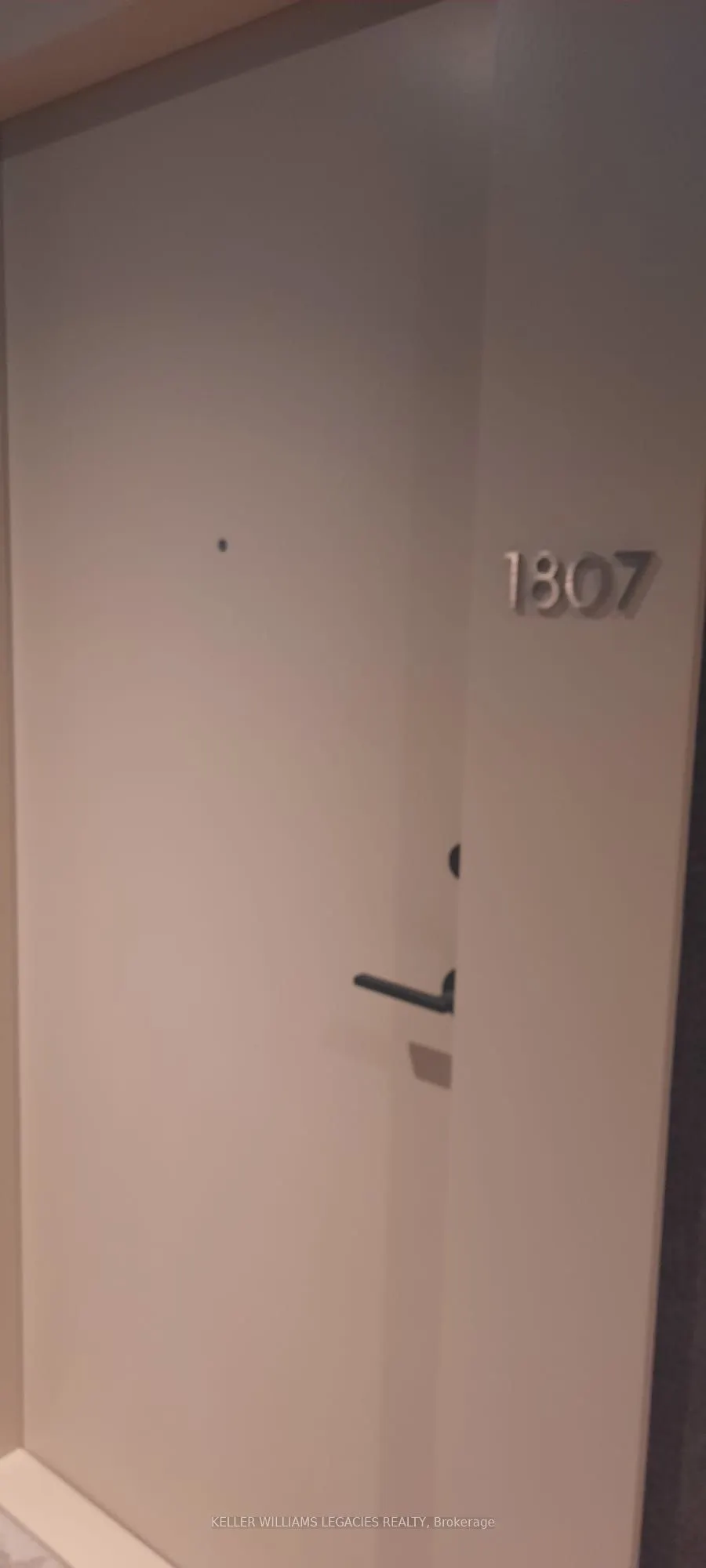 2020 Bathurst Street, #1807