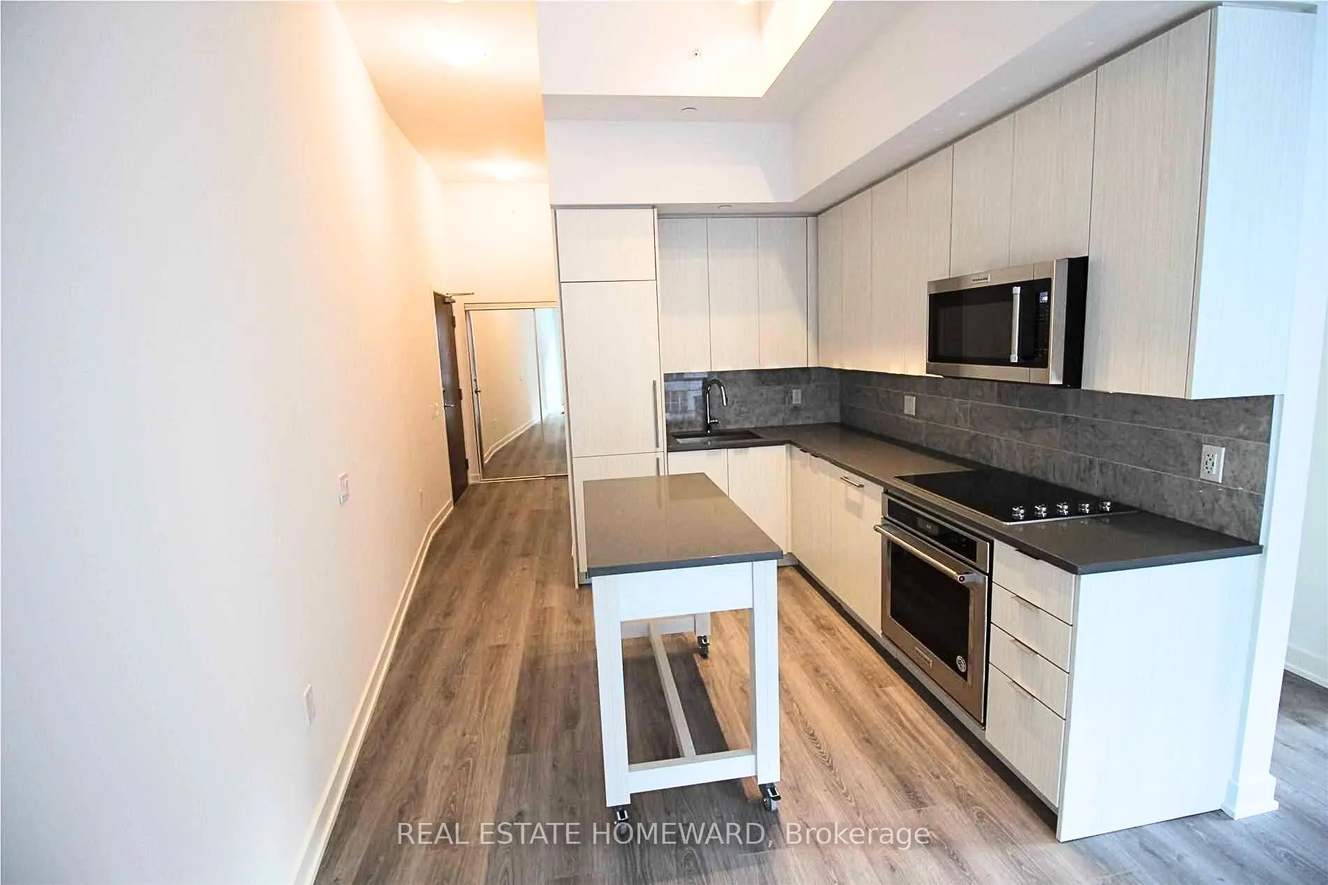 38 Iannuzzi Street, #203
