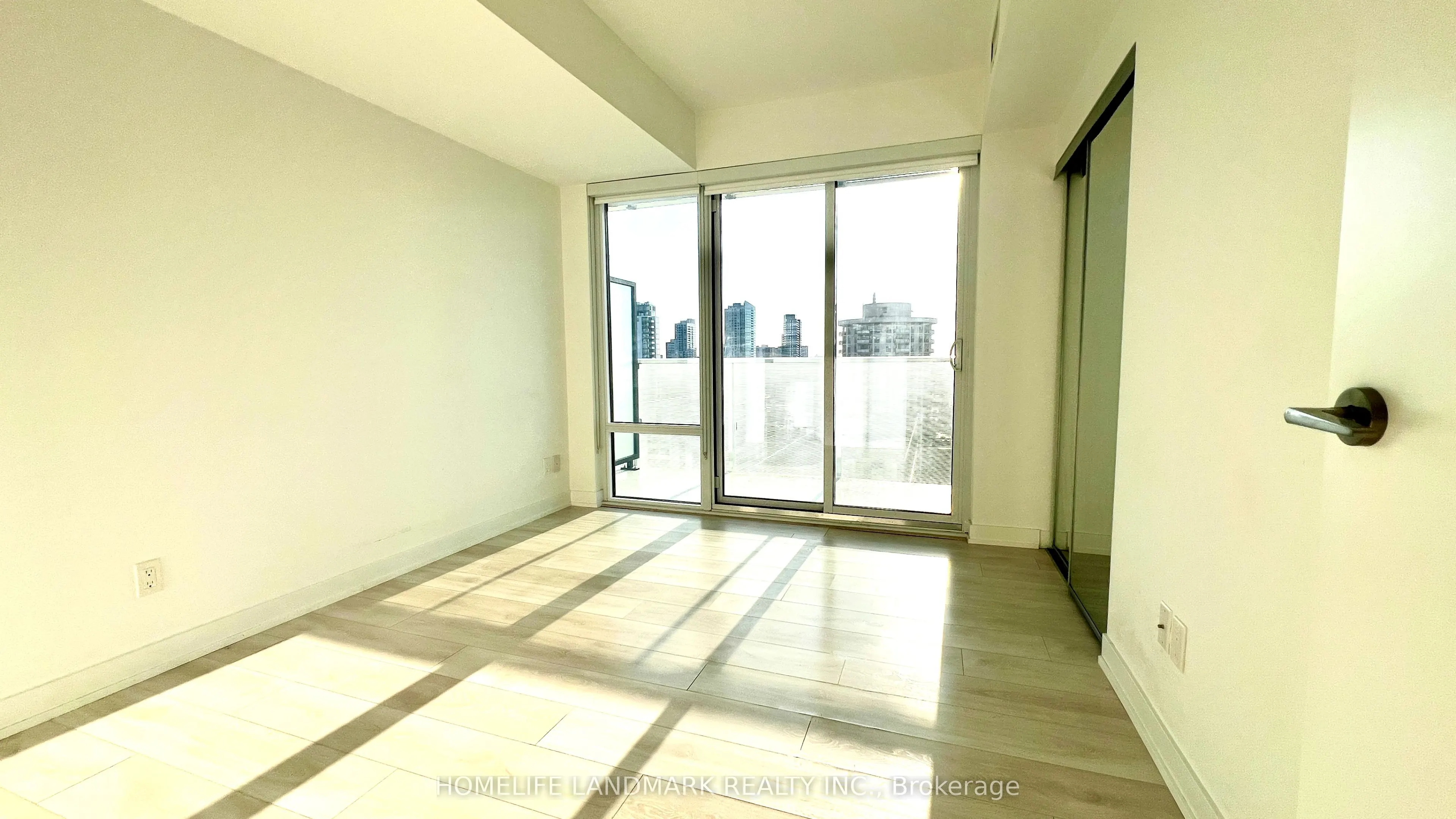 501 Yonge Street, #2009