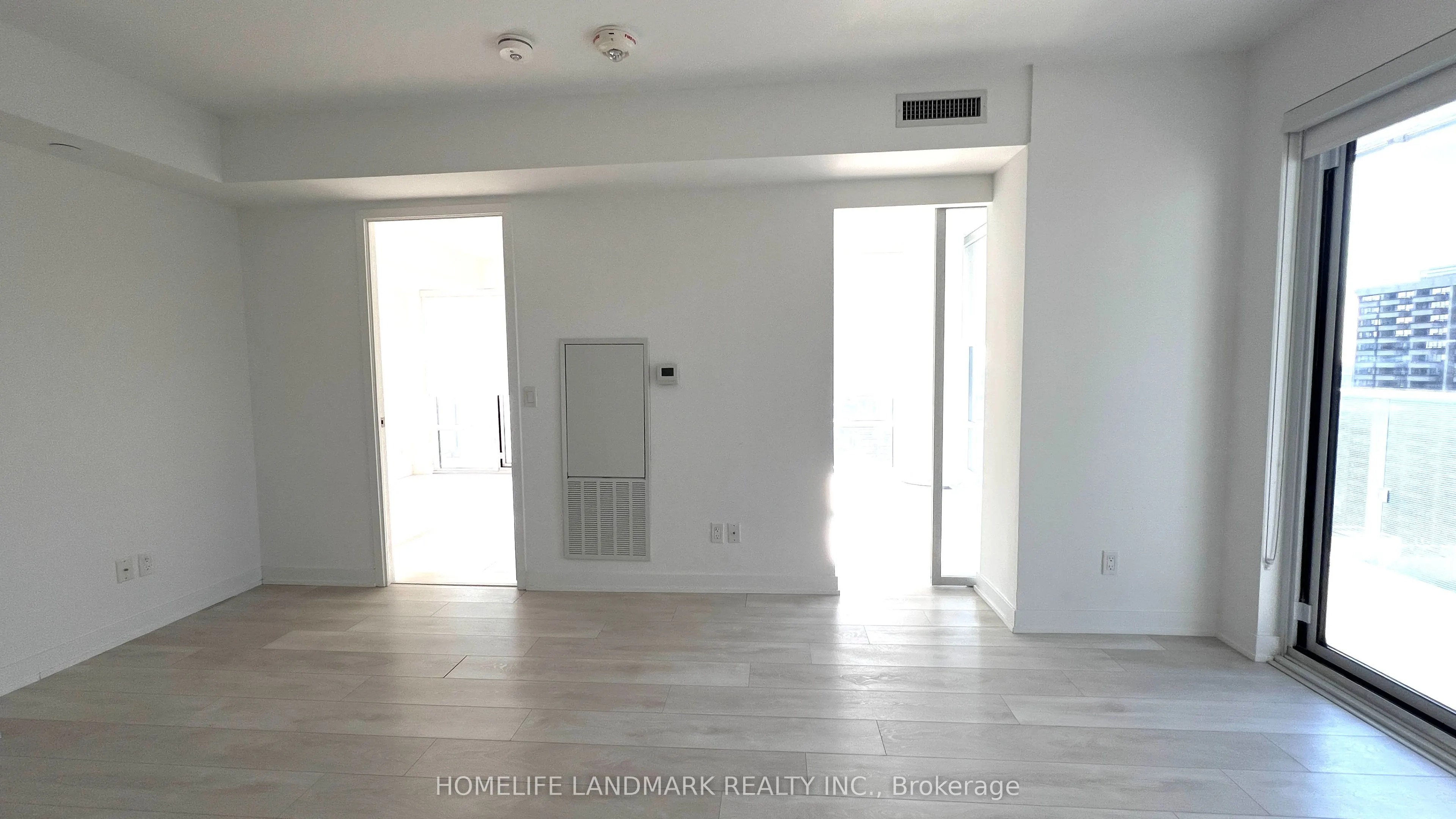 501 Yonge Street, #2009