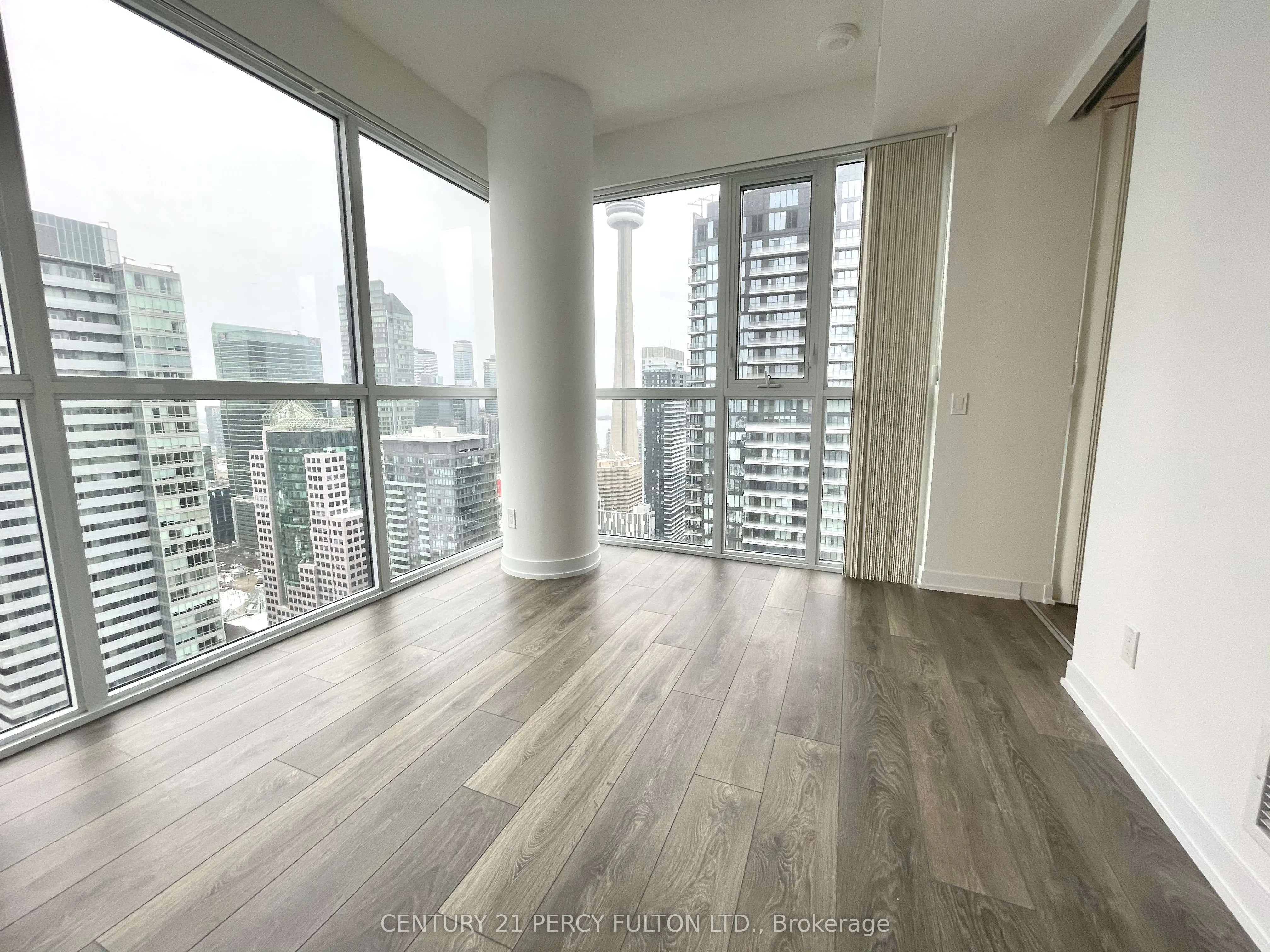 87 Peter Street, #4013