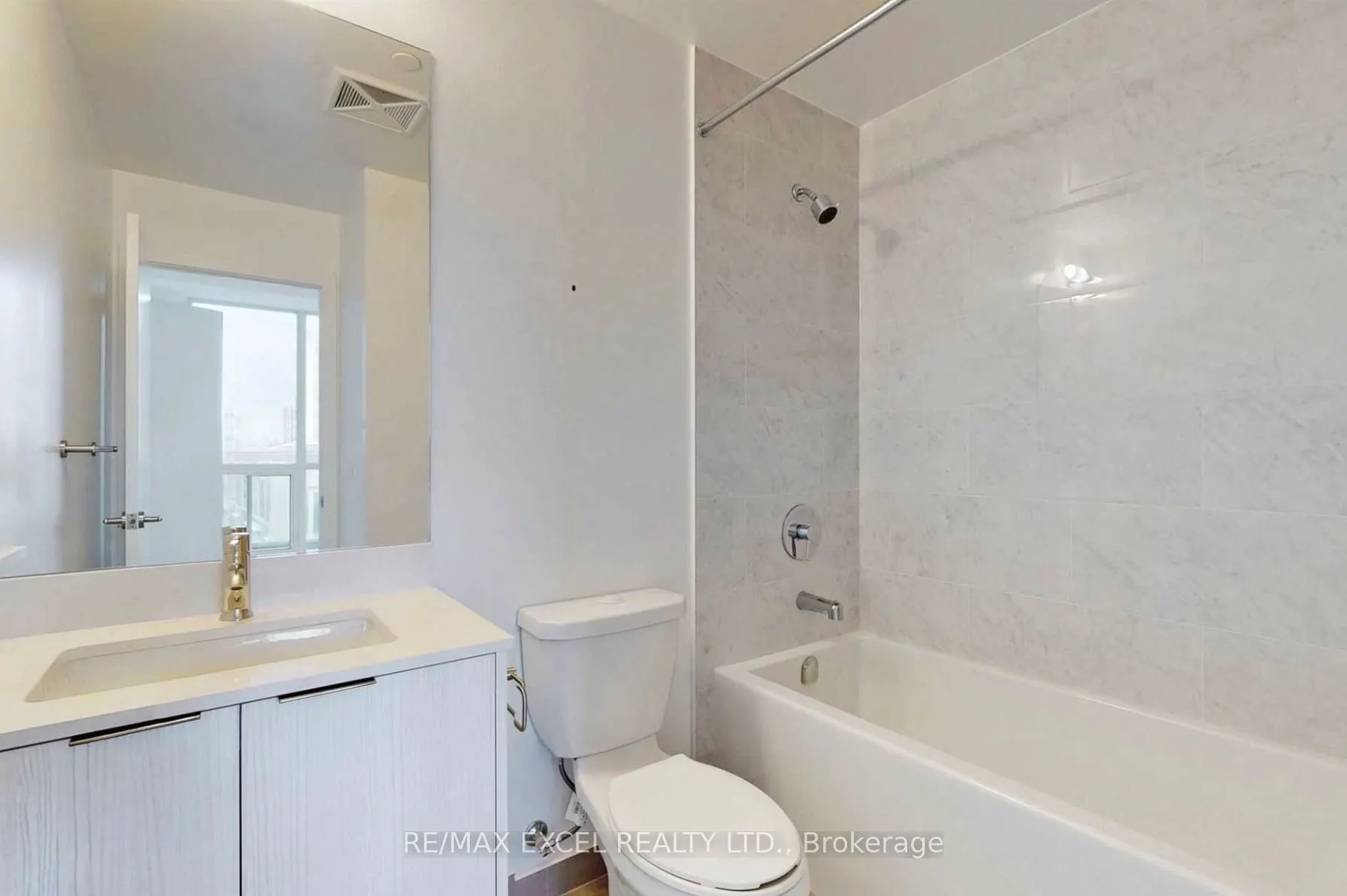 38 Forest Manor Road, #307