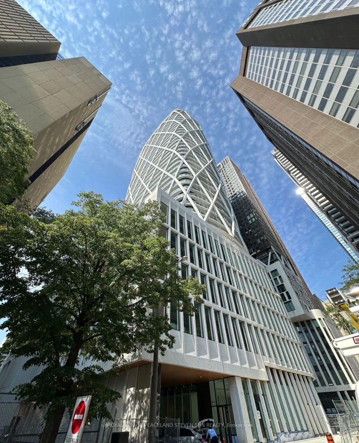 230 Simcoe Street, #3019