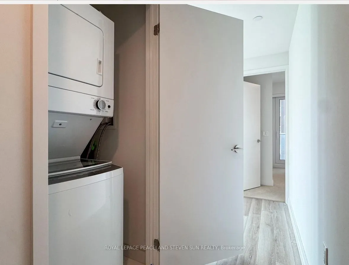 230 Simcoe Street, #3019