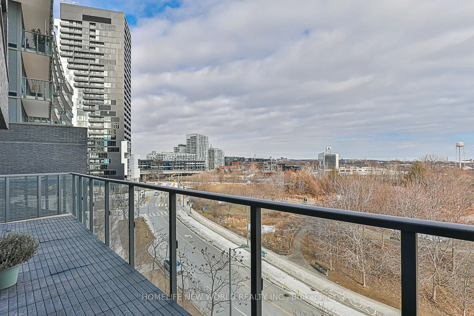 120 Bayview Avenue, #S501