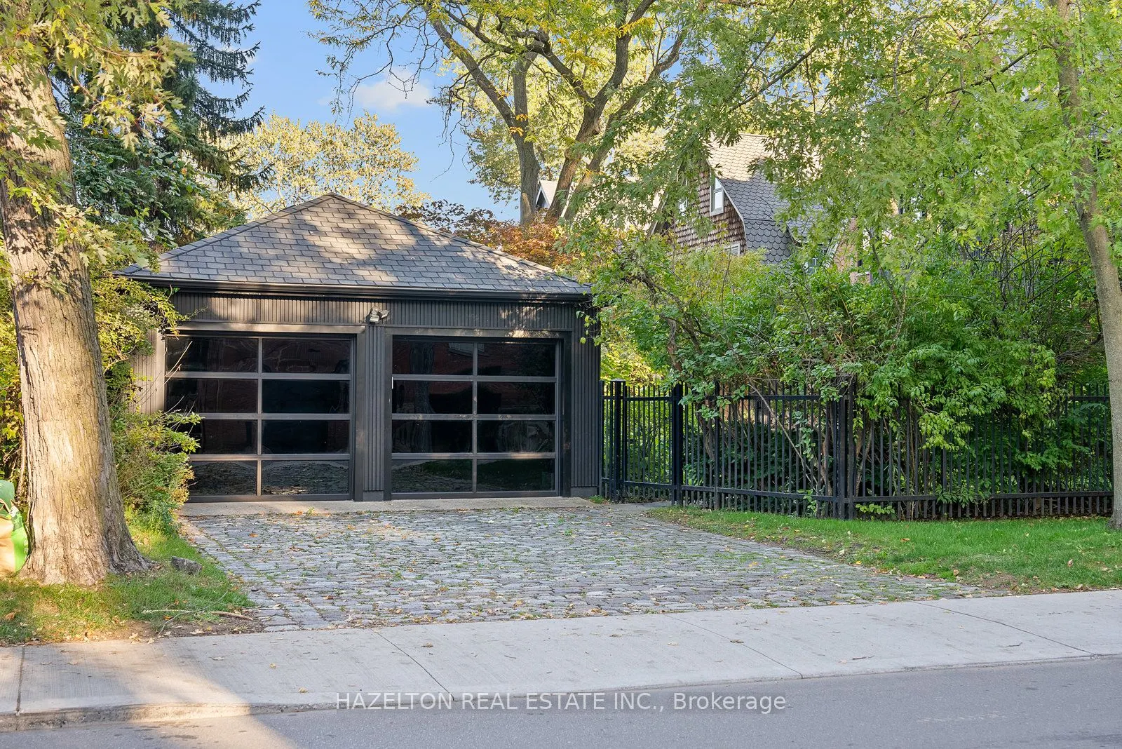 62 Maple Avenue