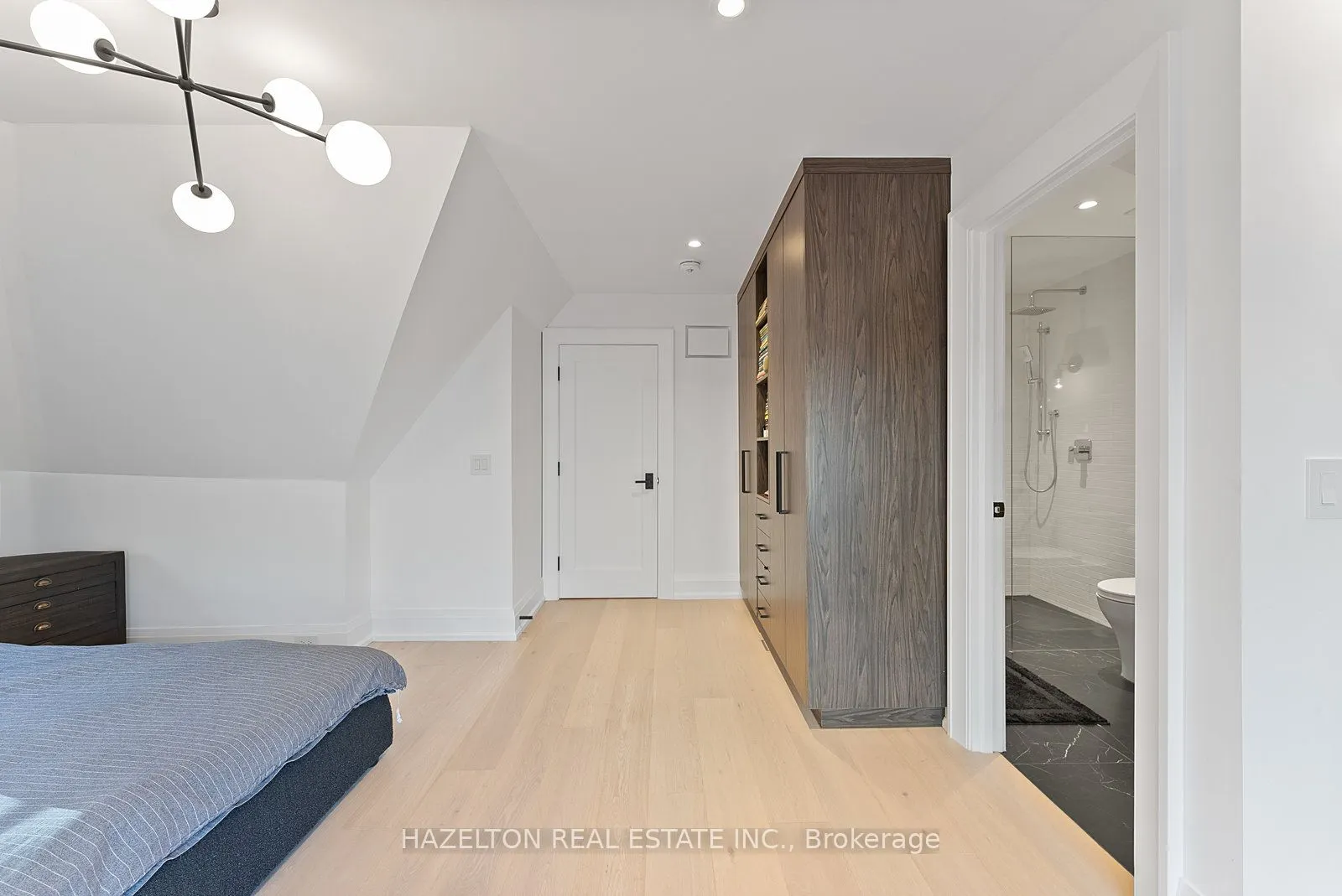 62 Maple Avenue