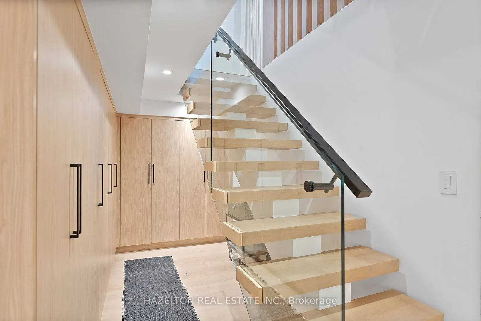 62 Maple Avenue