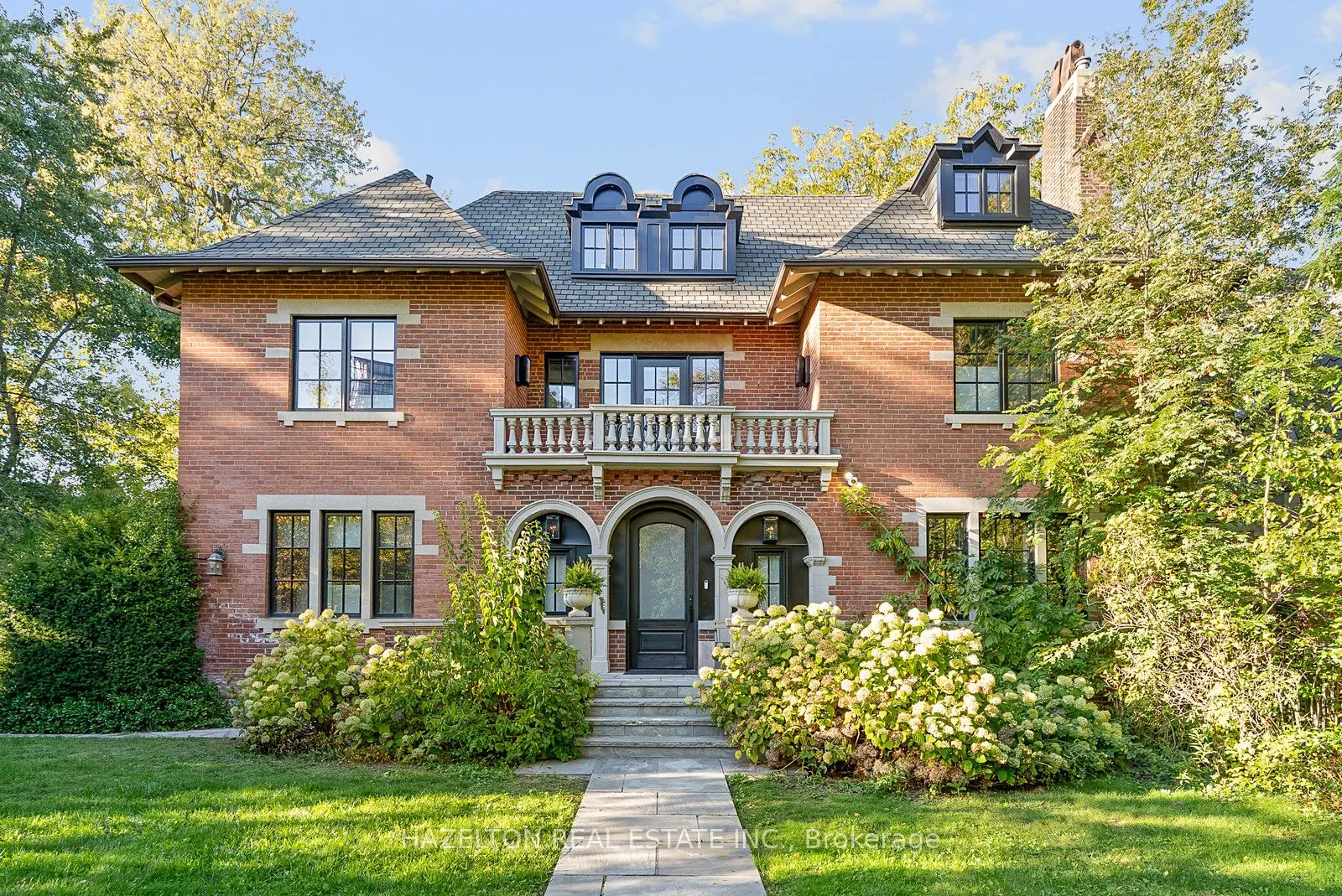62 Maple Avenue