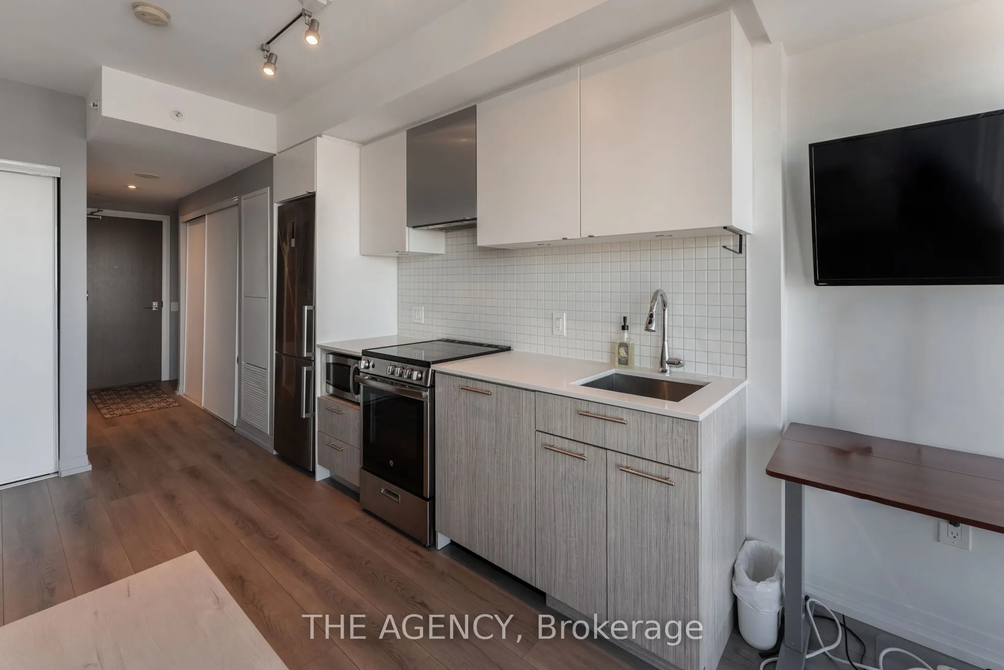 251 Jarvis Street, #4807