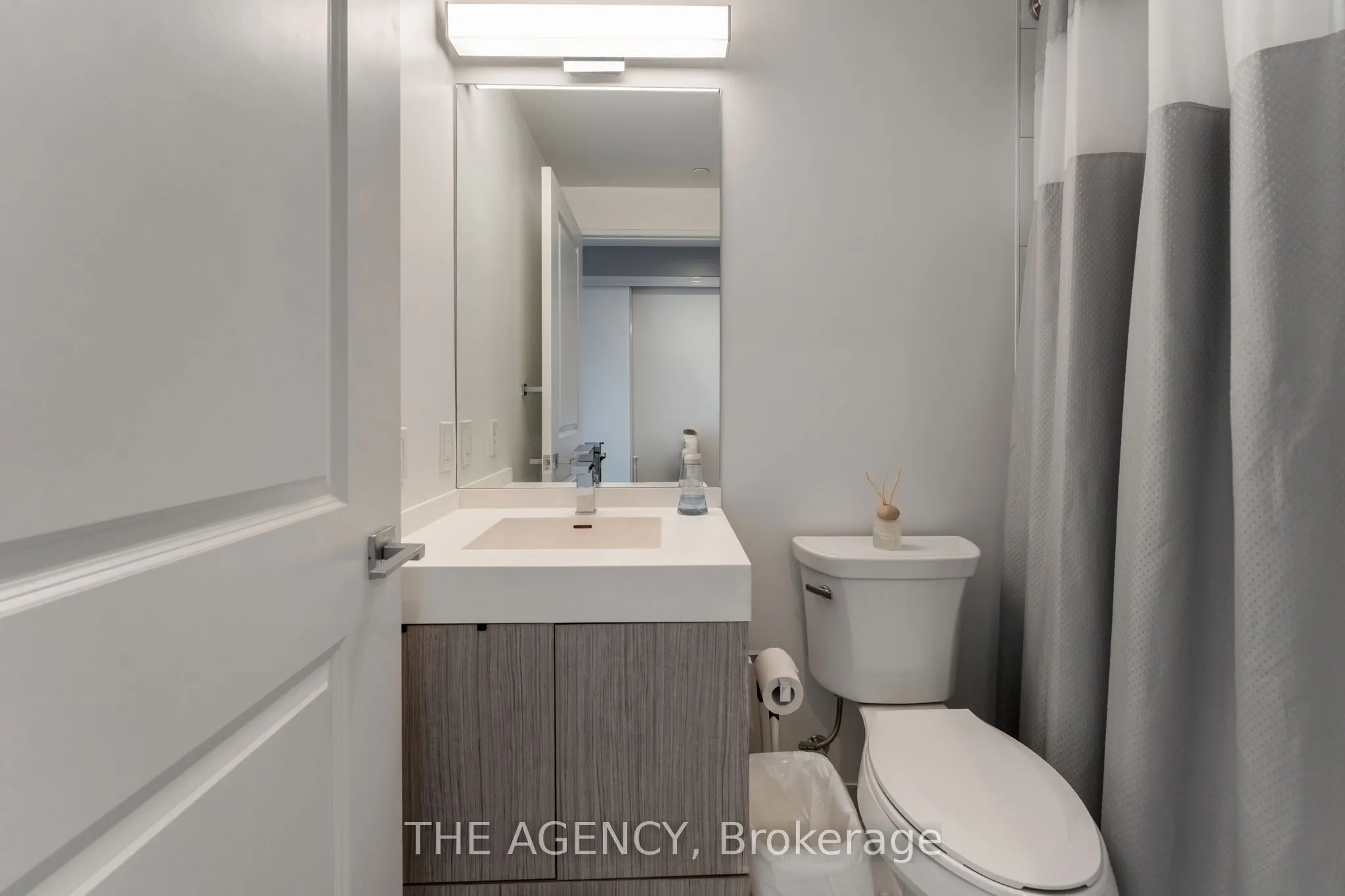 251 Jarvis Street, #4807