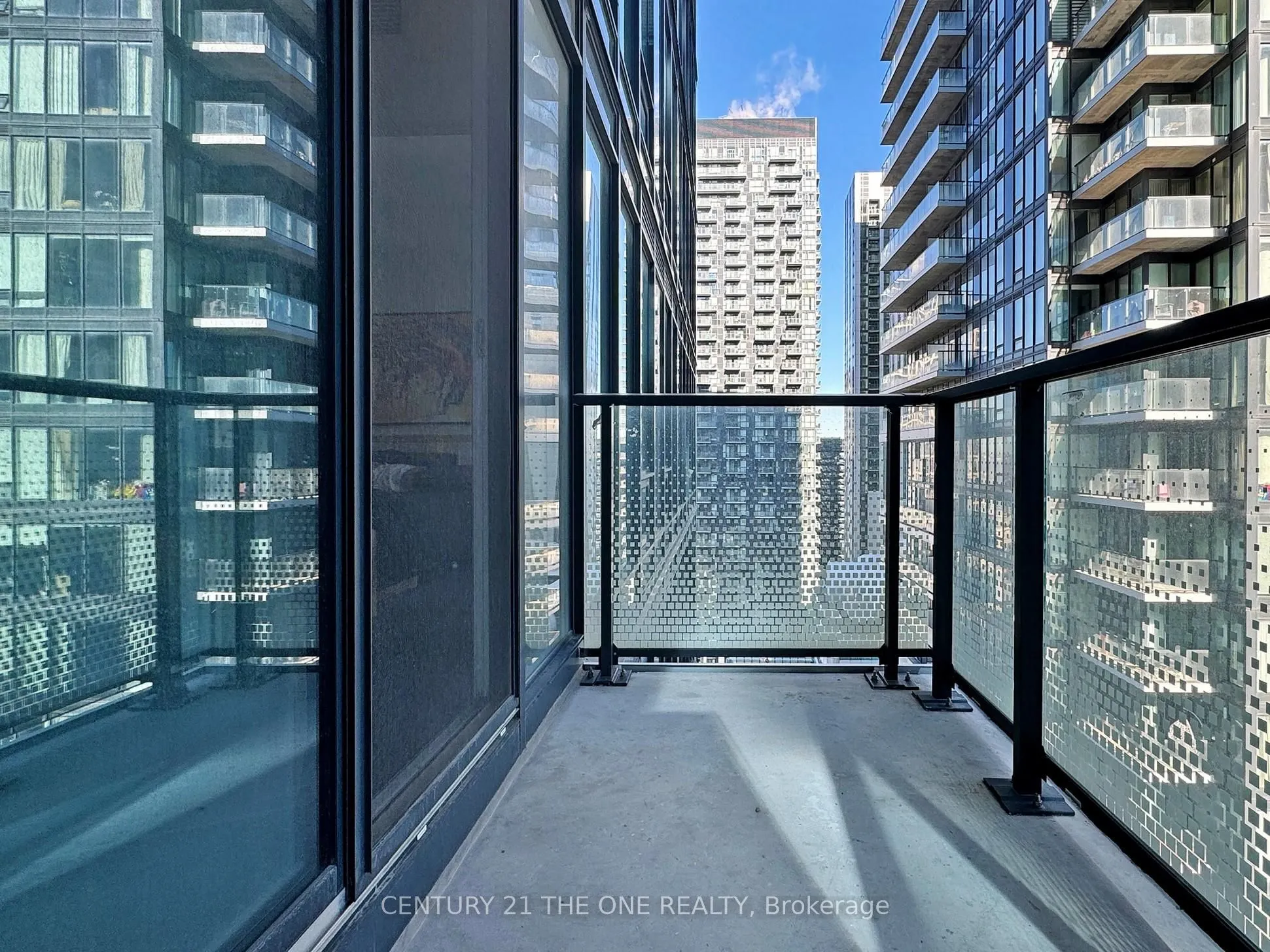 115 Blue Jays Way, #3301