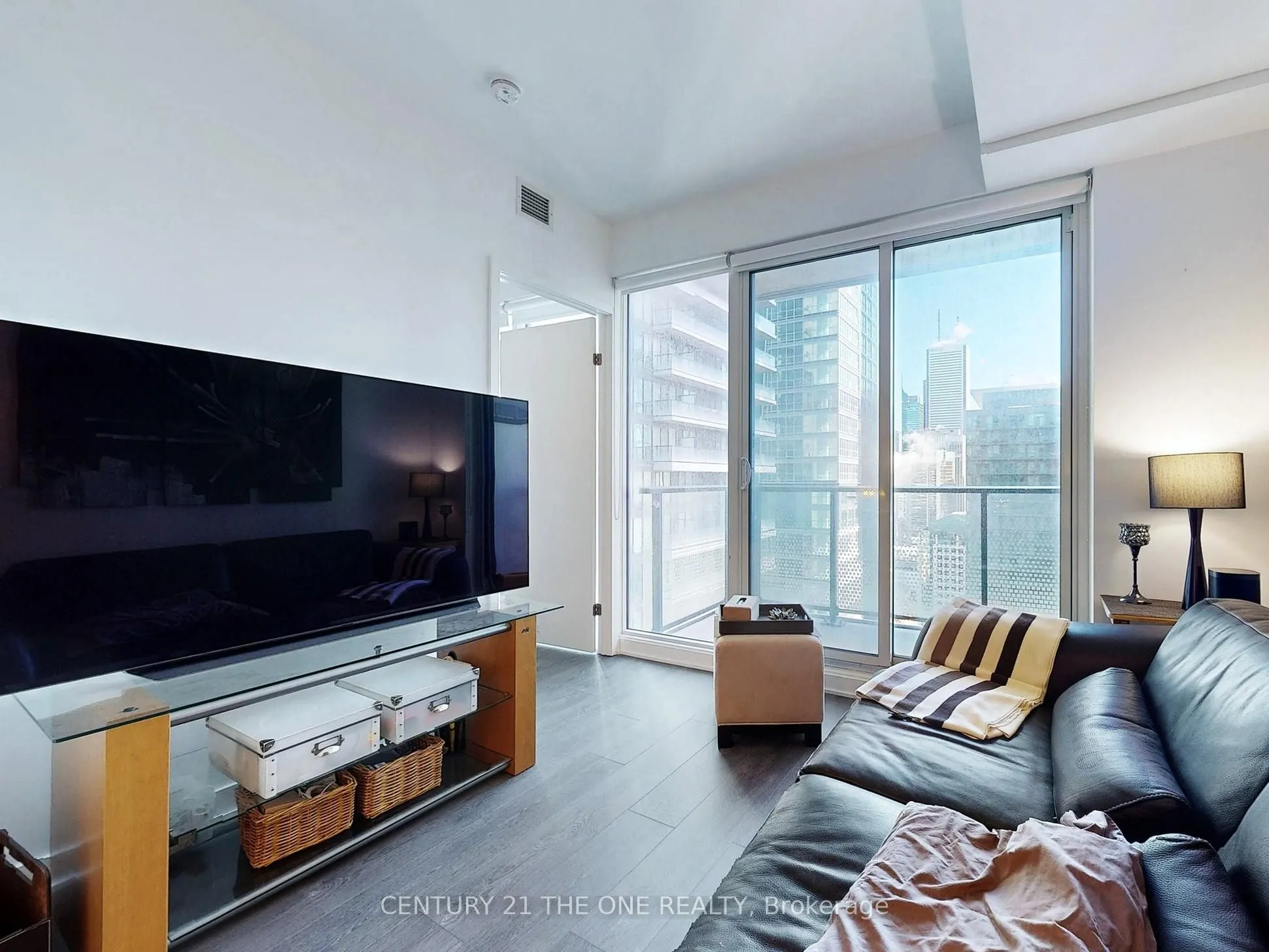 115 Blue Jays Way, #3301