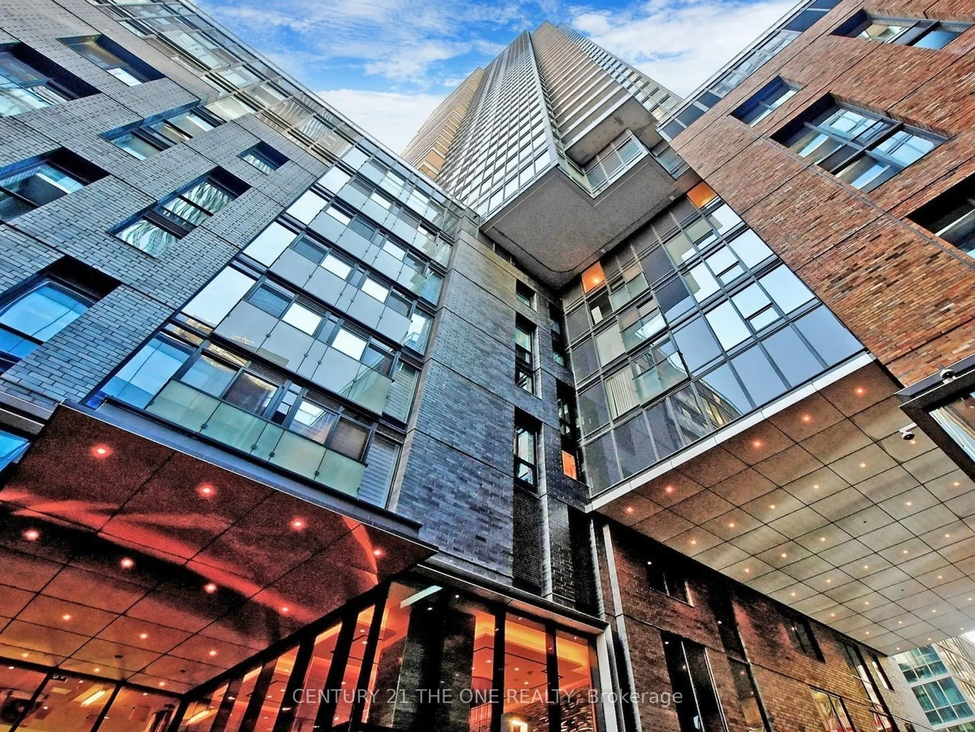 115 Blue Jays Way, #3301