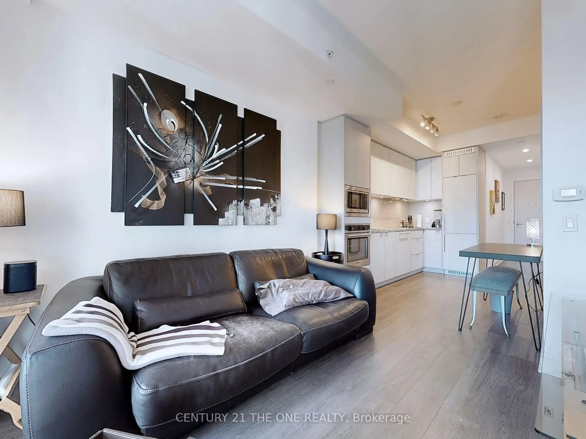115 Blue Jays Way, #3301