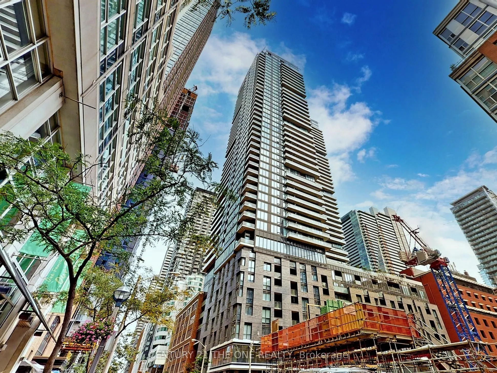 115 Blue Jays Way, #3301