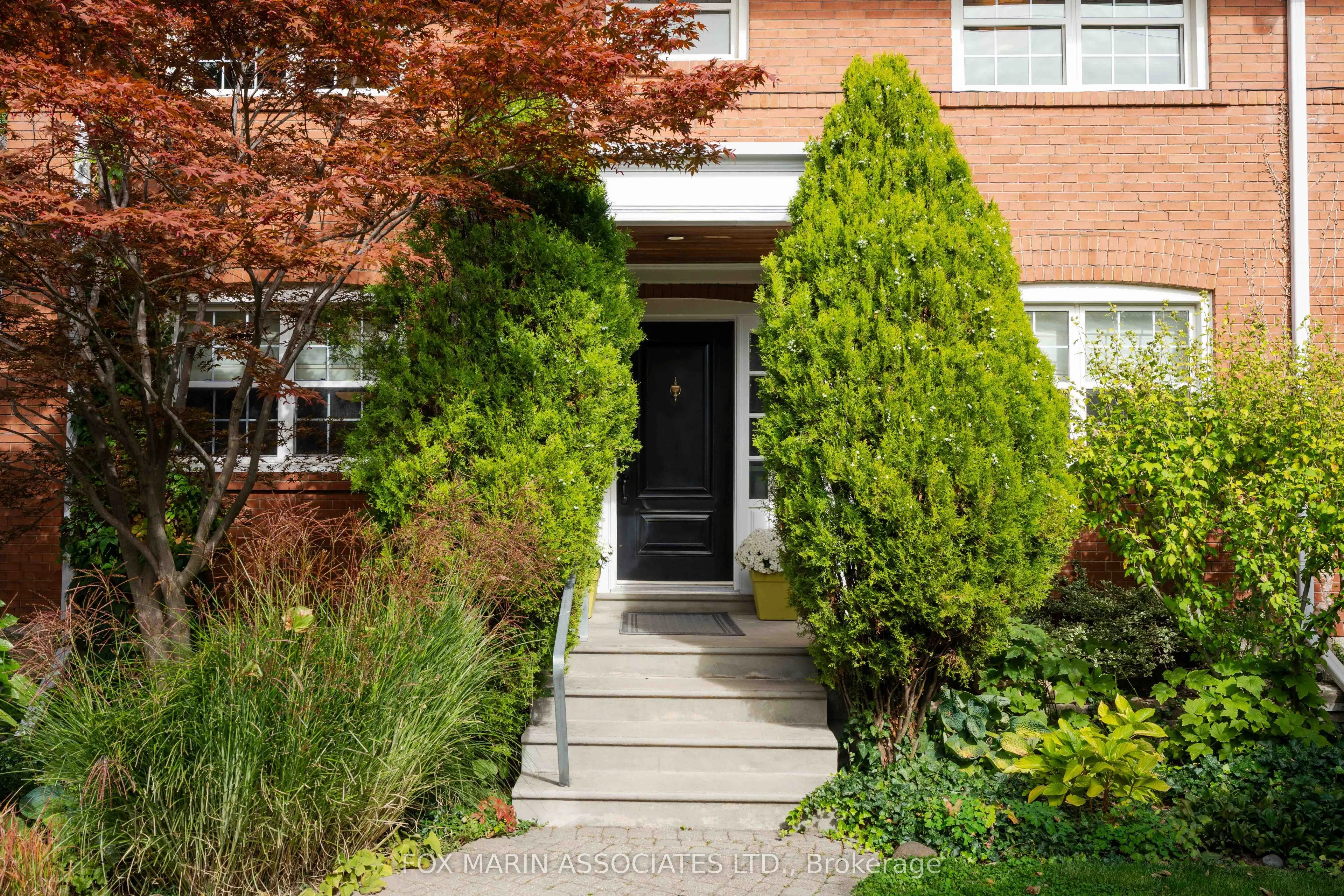 22 Claxton Boulevard