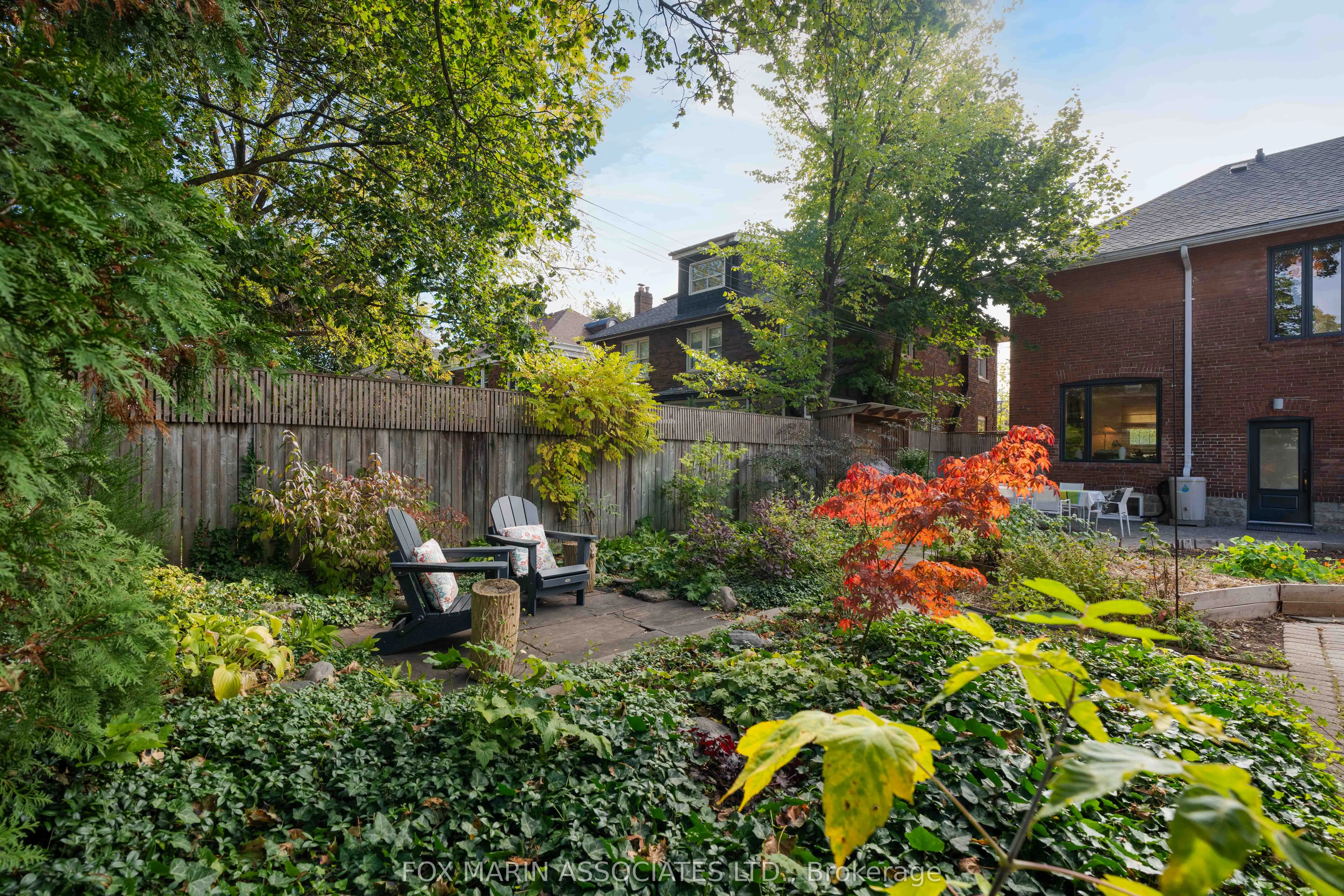 22 Claxton Boulevard