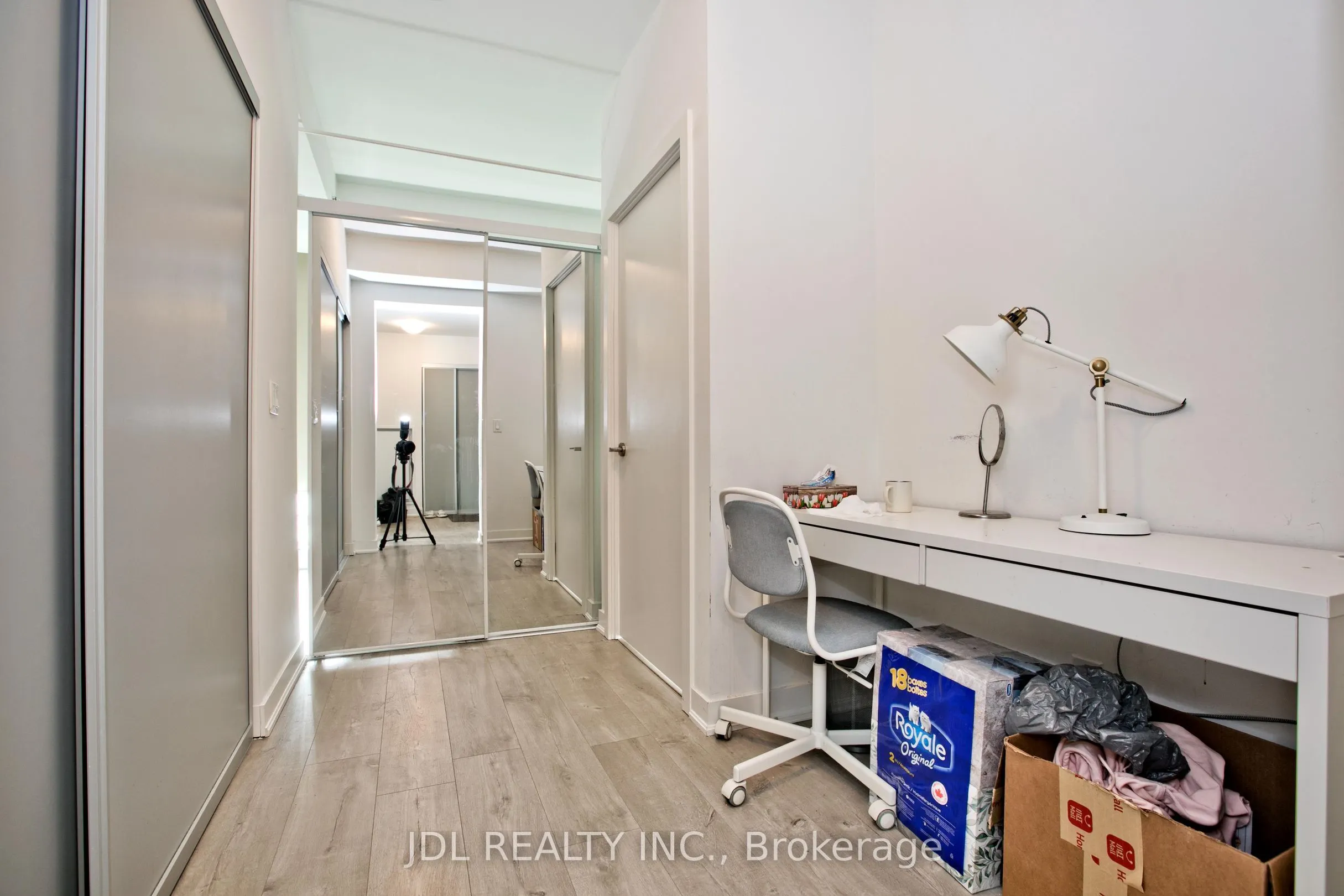 30 NELSON Street, #3805