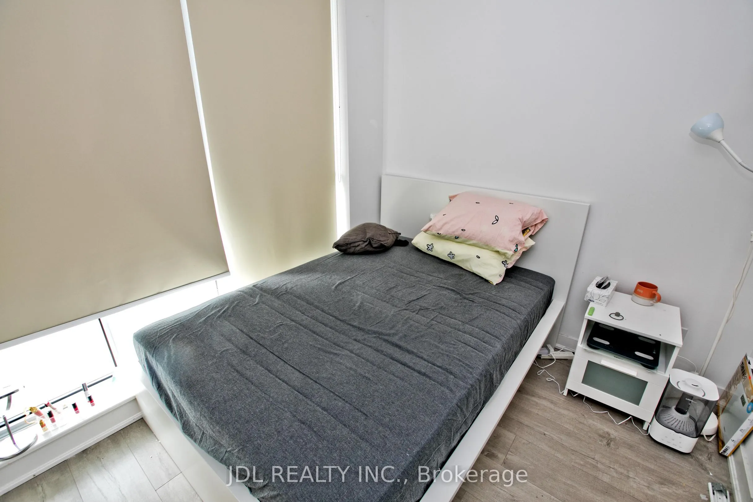 30 NELSON Street, #3805