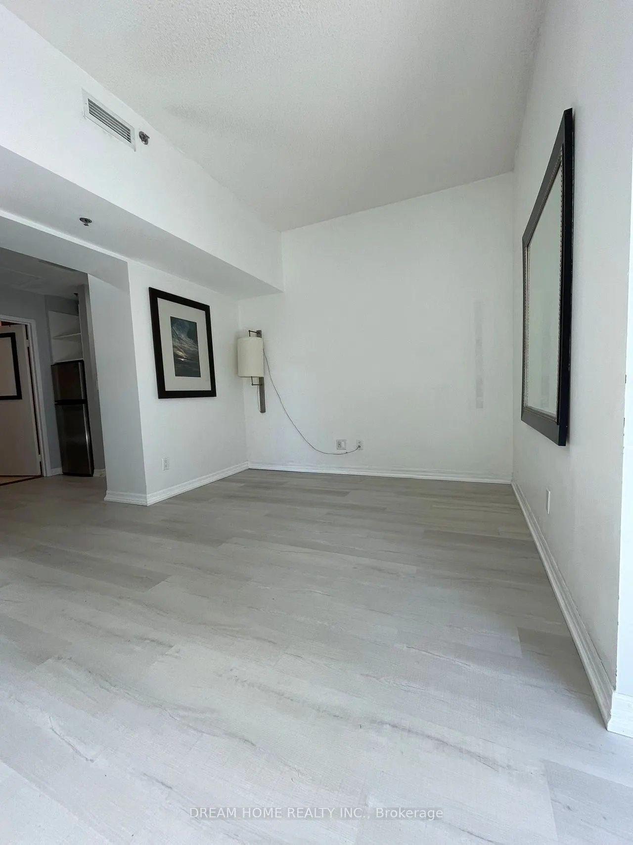 1 King Street W, #1705