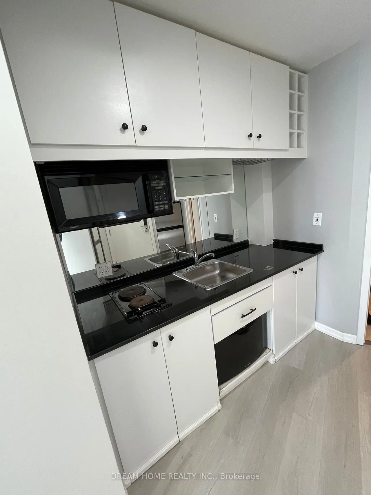 1 King Street W, #1705