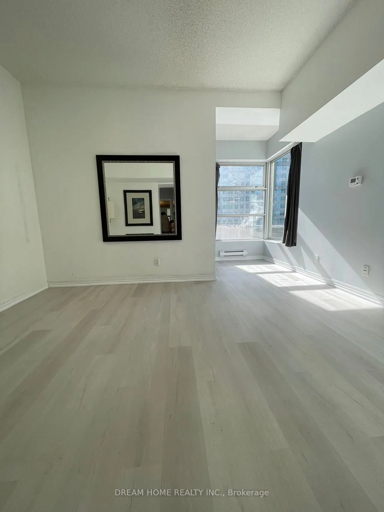 1 King Street W, #1705