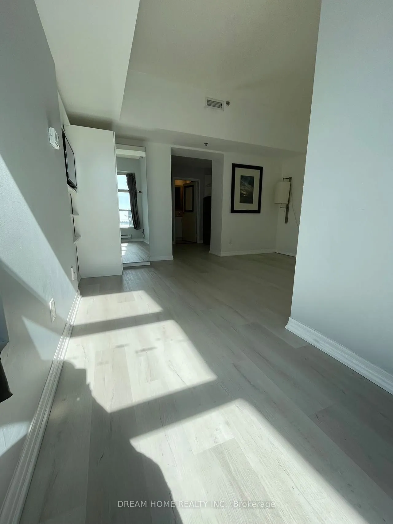 1 King Street W, #1705