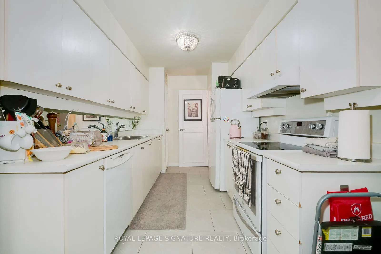 260 Heath Street W, #504