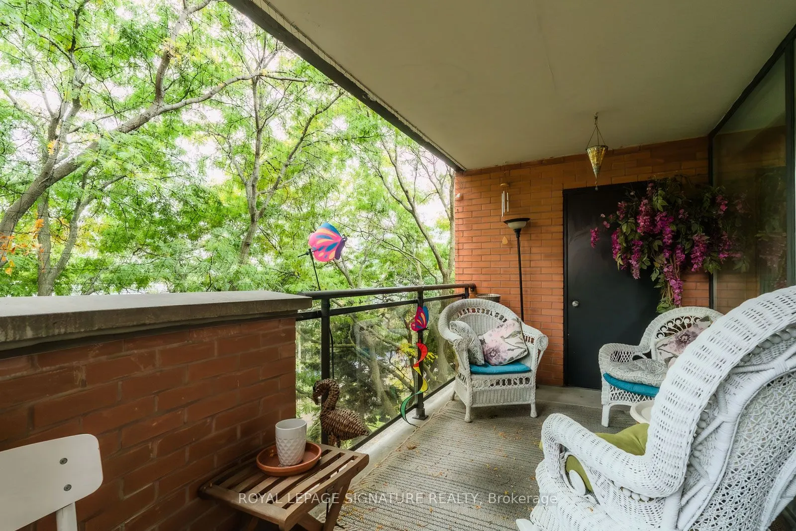 260 Heath Street W, #504