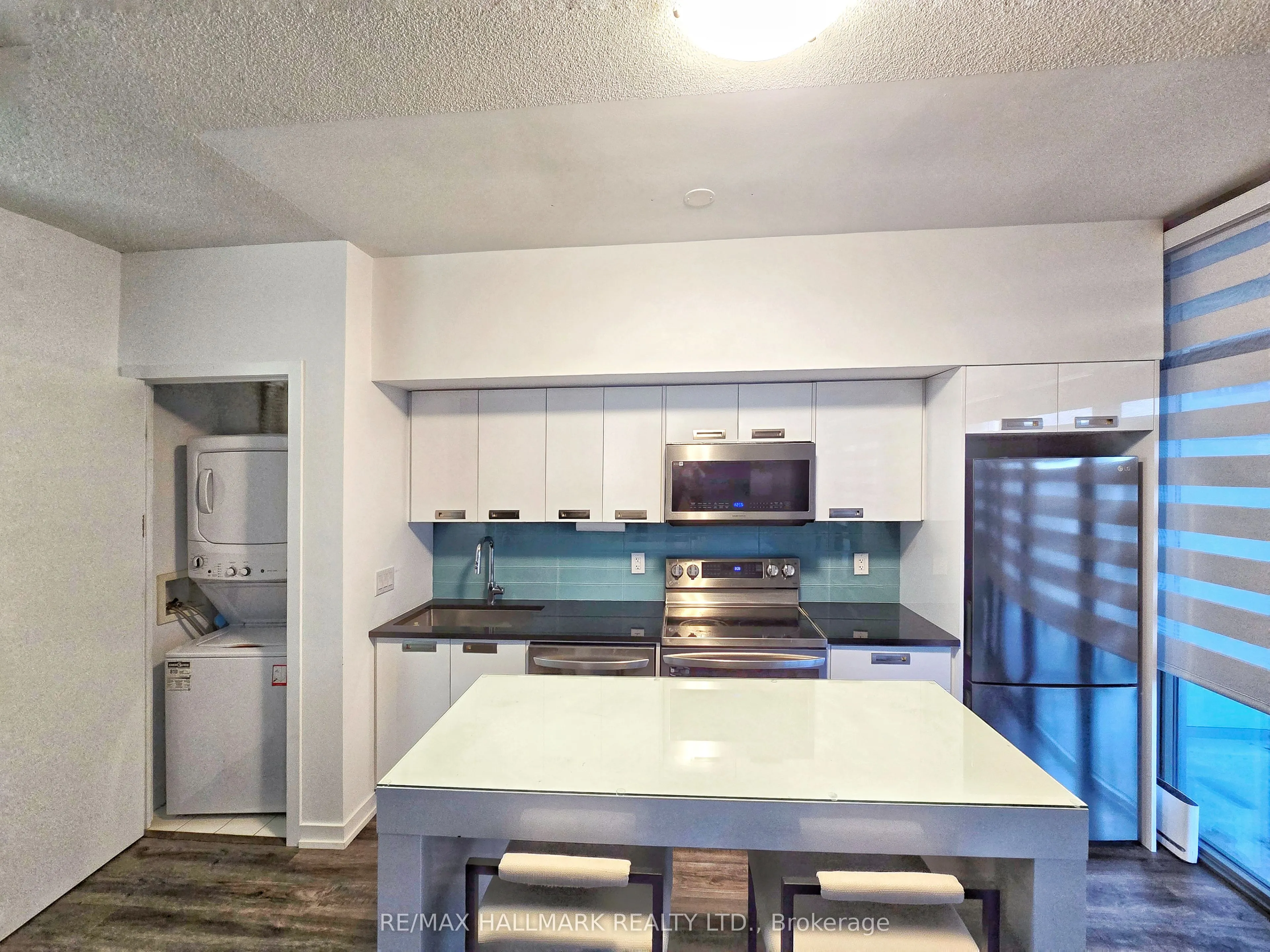 33 Charles st Street E, #1412