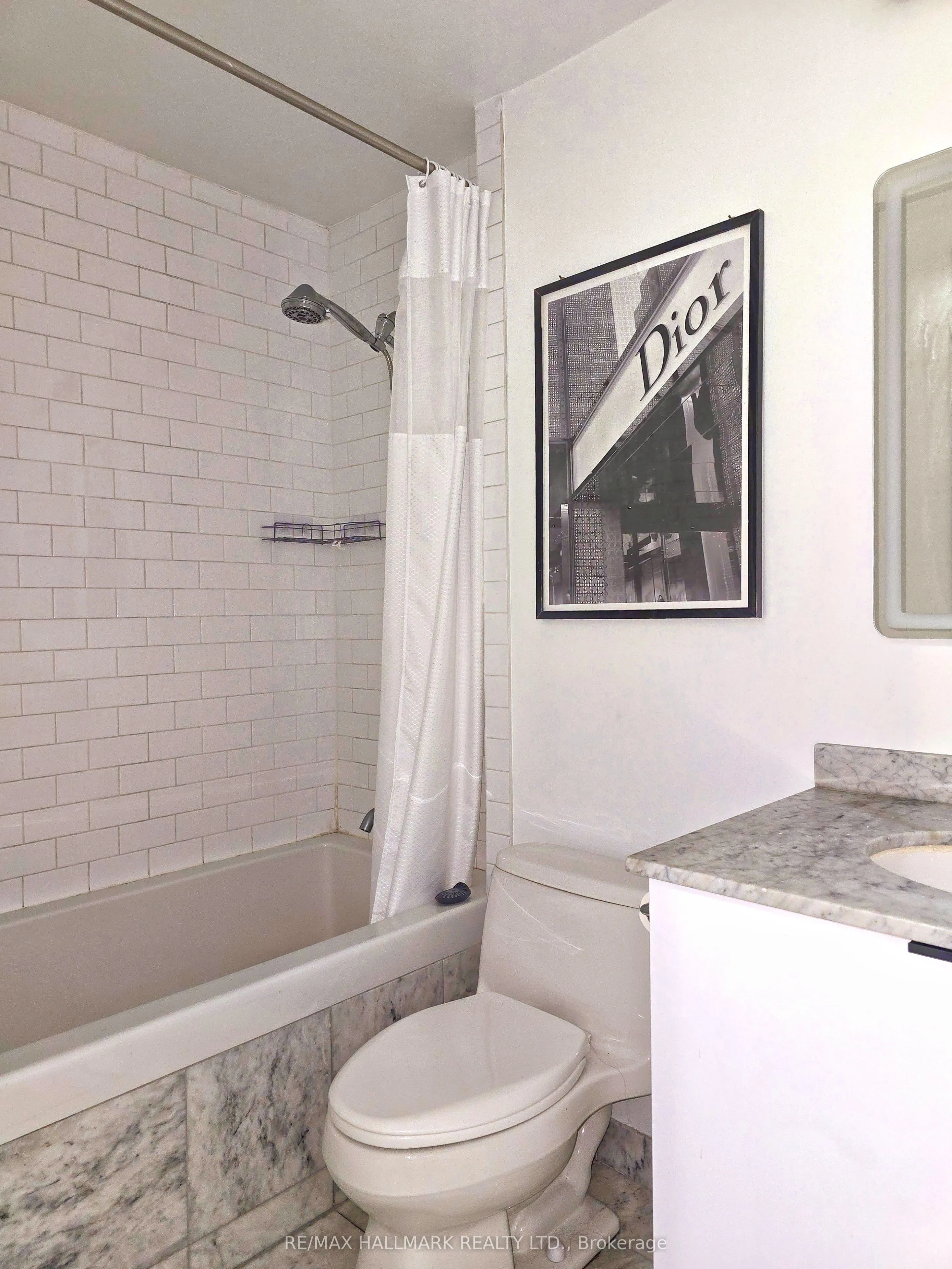 33 Charles st Street E, #1412